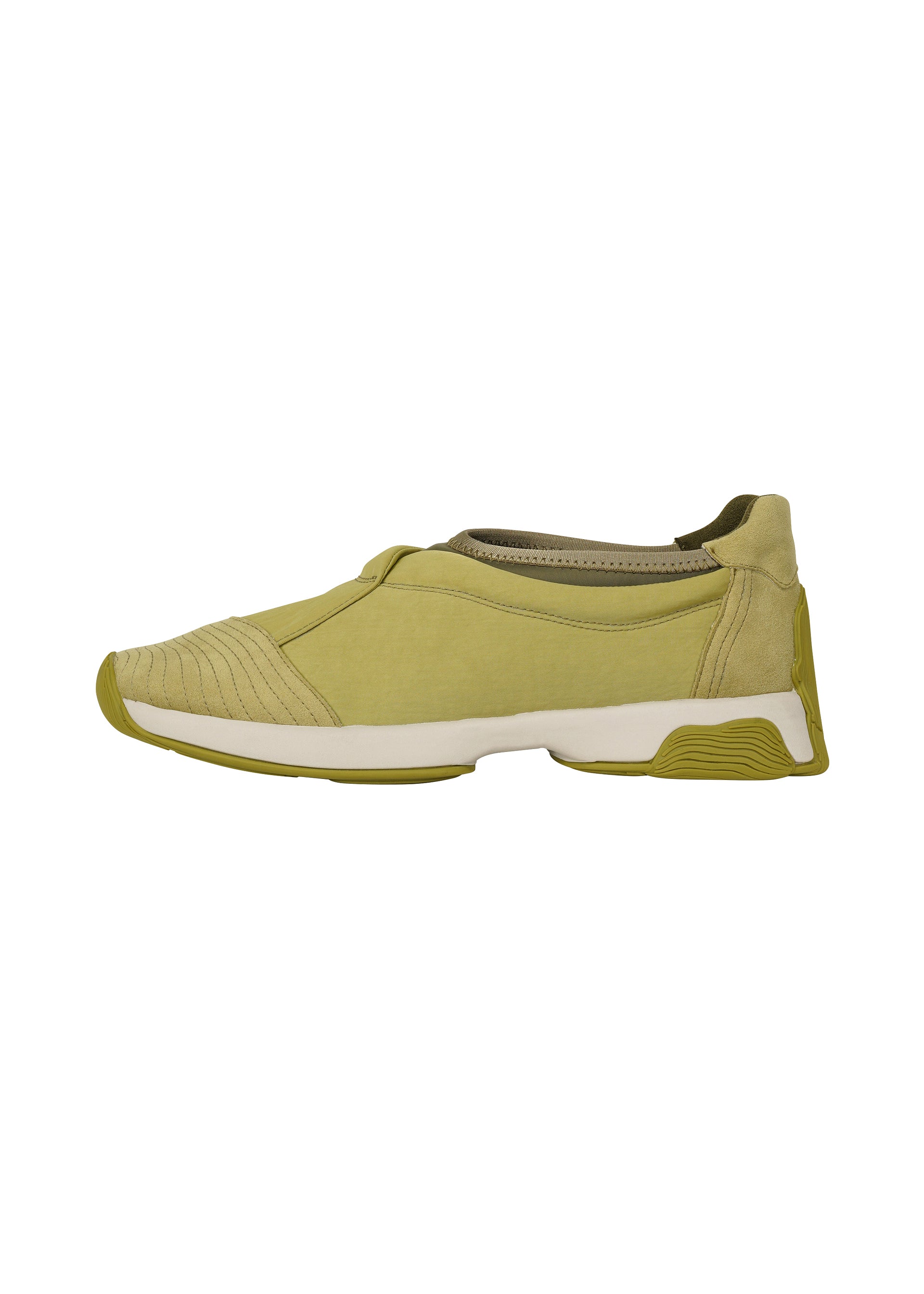 OVERGROWN – isseymiyake.com