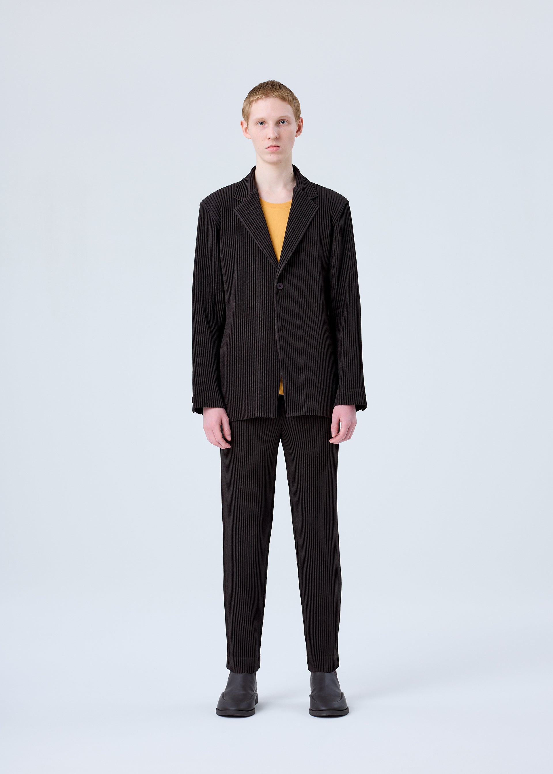 KERSEY PLEATS – isseymiyake.com