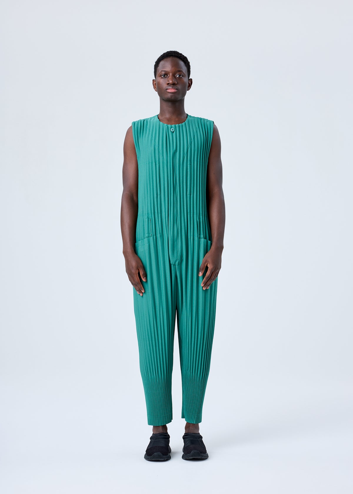 PLEATS BOTTOMS 2 – isseymiyake.com