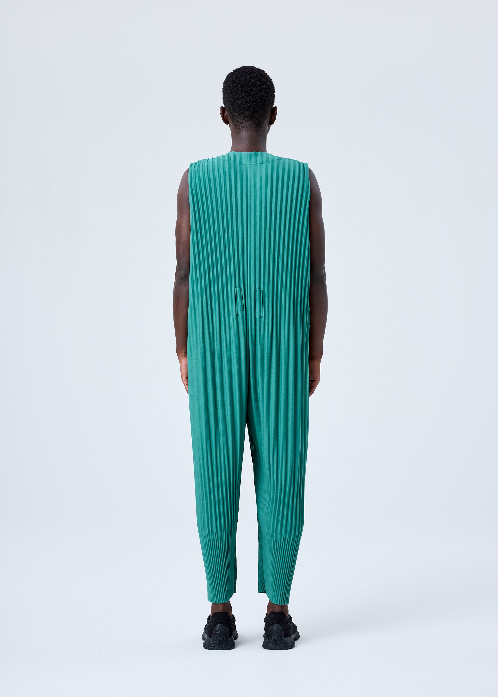 PLEATS BOTTOMS 2 – isseymiyake.com
