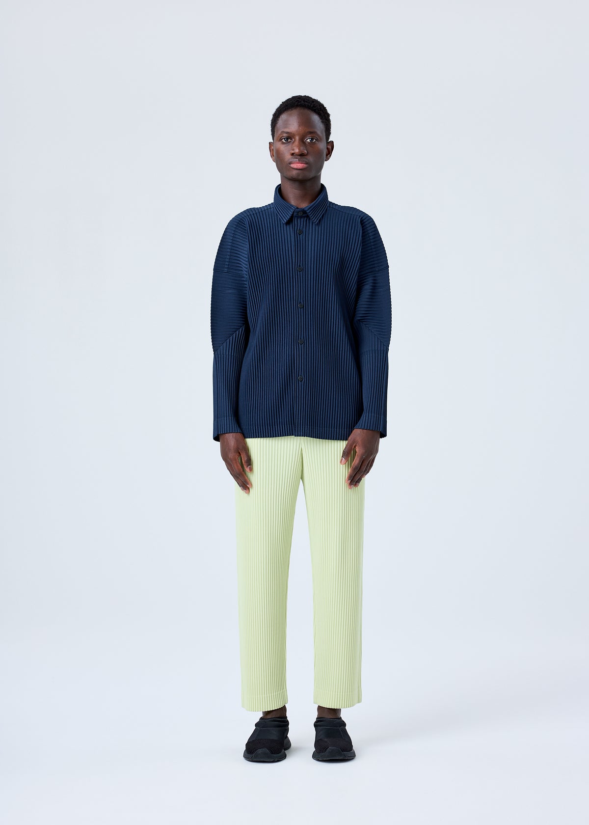 MONTHLY COLOR NOVEMBER – isseymiyake.com