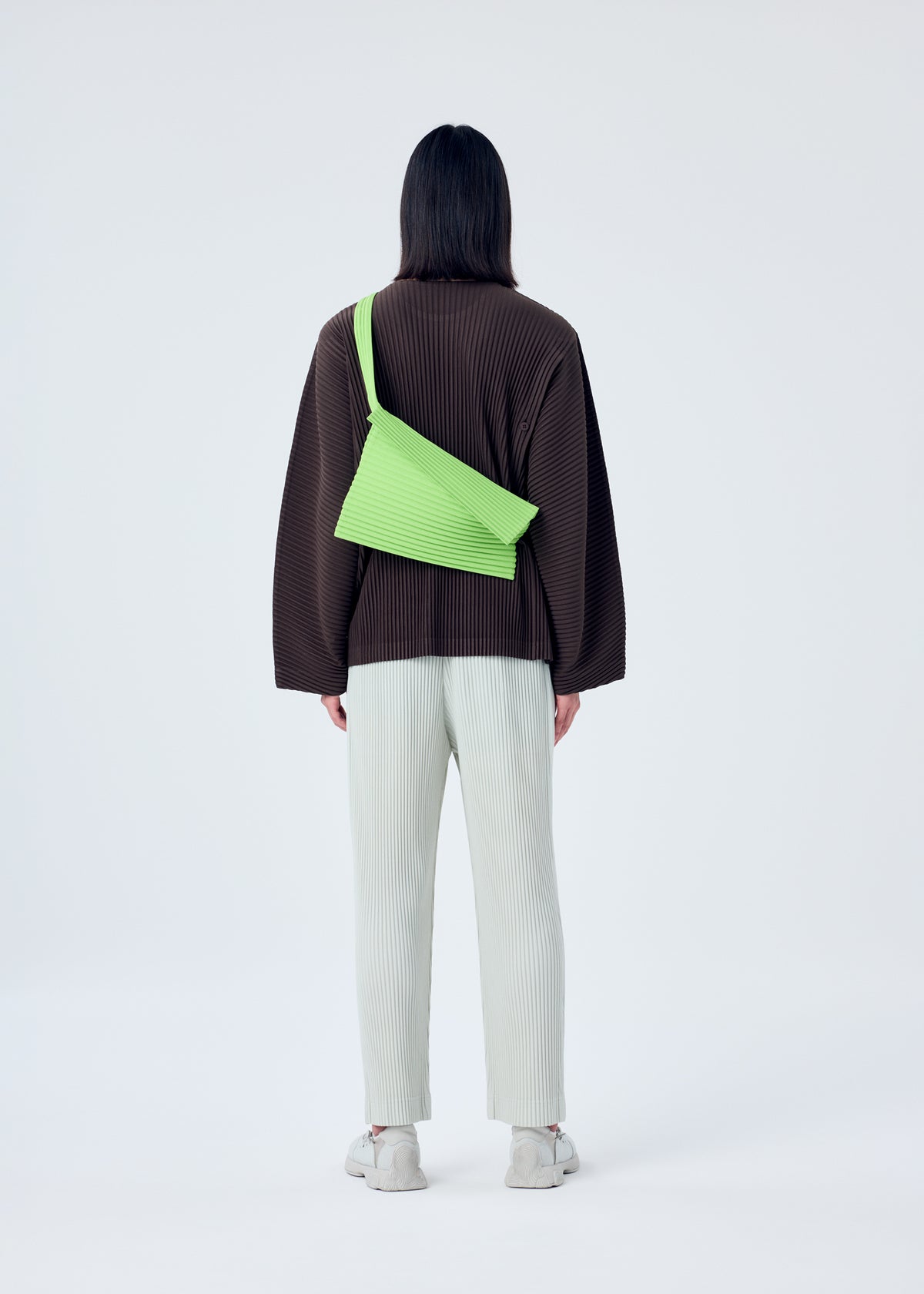 OVERLAP、バッグ&財布_ショルダーバッグ、着用画像2