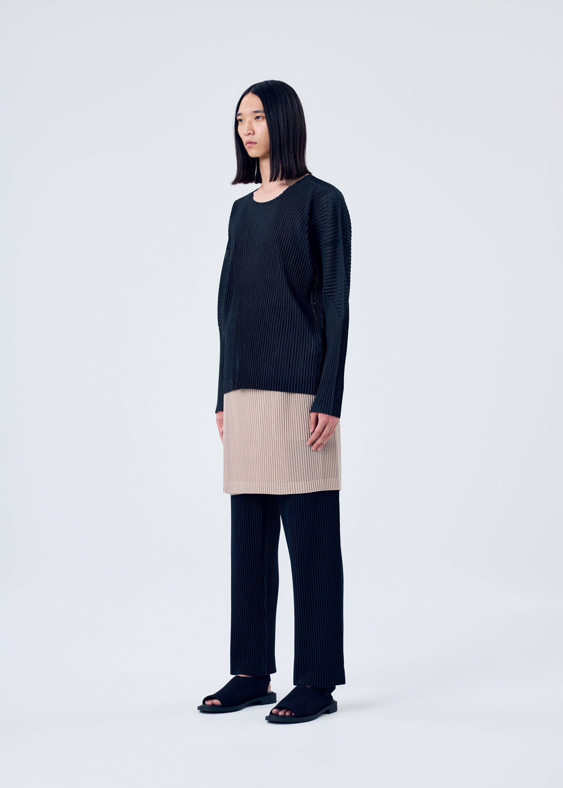 LIGHT MESH – isseymiyake.com