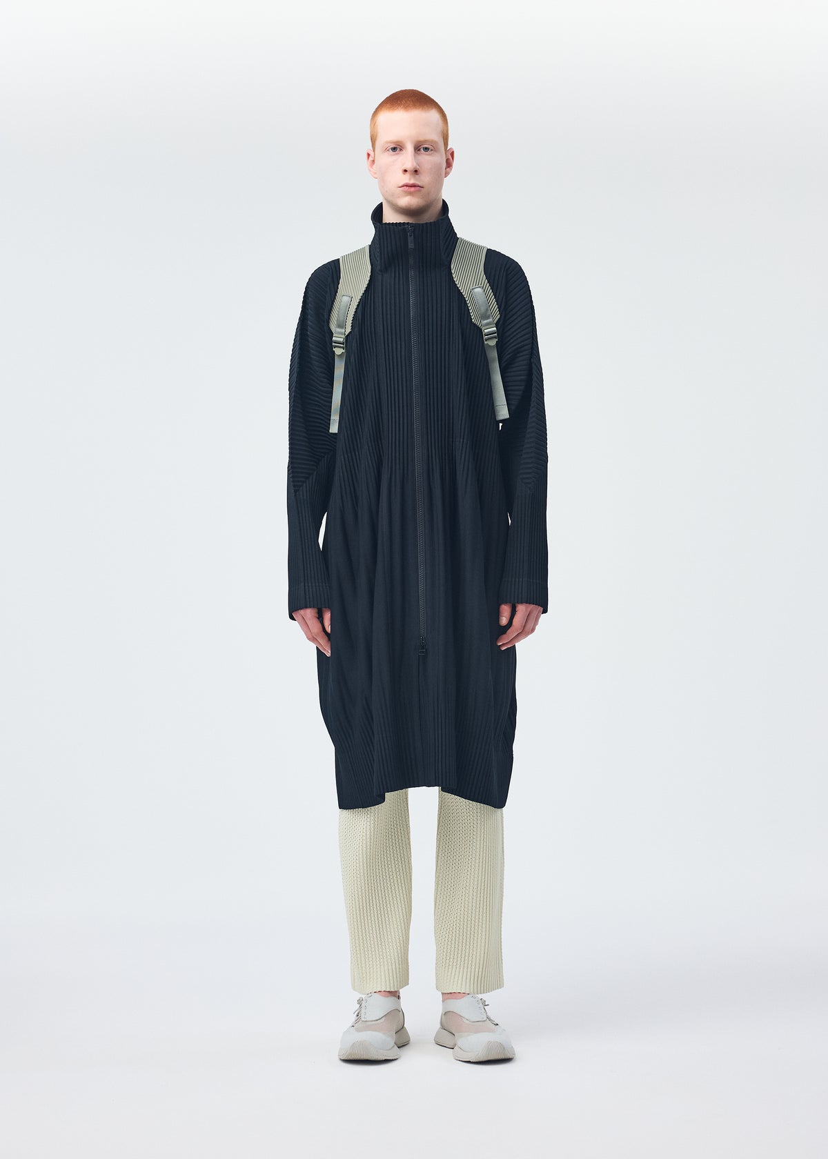 PLEATS BACKPACK、バッグ&財布_バックパック、着用画像1