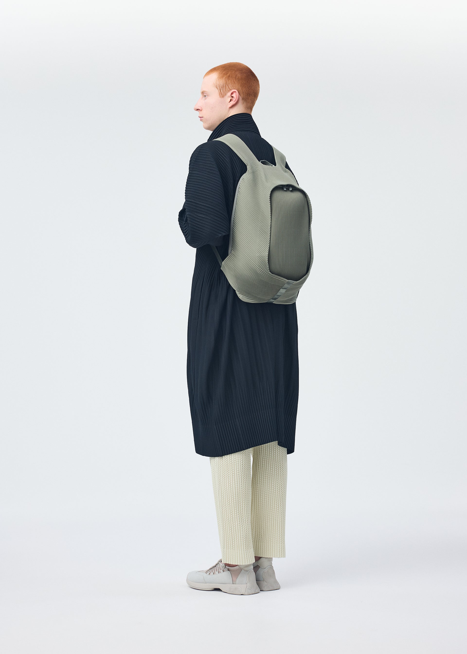 PLEATS BACKPACK – isseymiyake.com