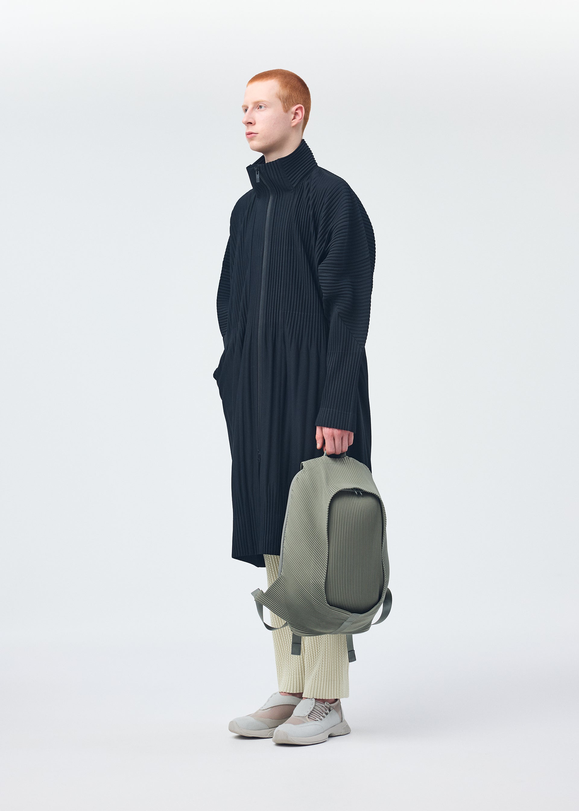 PLEATS BACKPACK – isseymiyake.com
