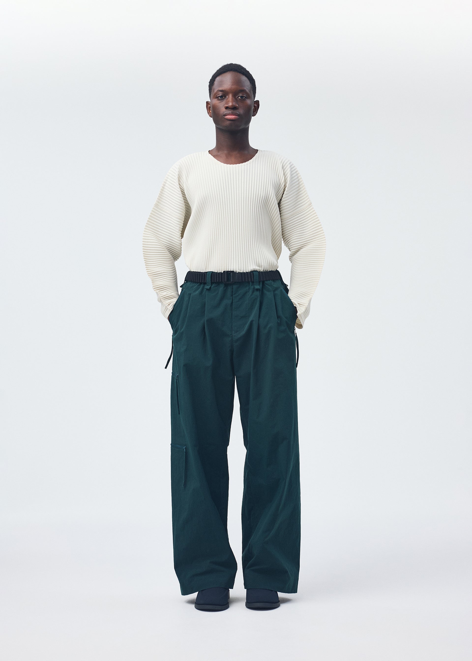 QUARRY PANTS、メンズ_パンツ、着用画像1