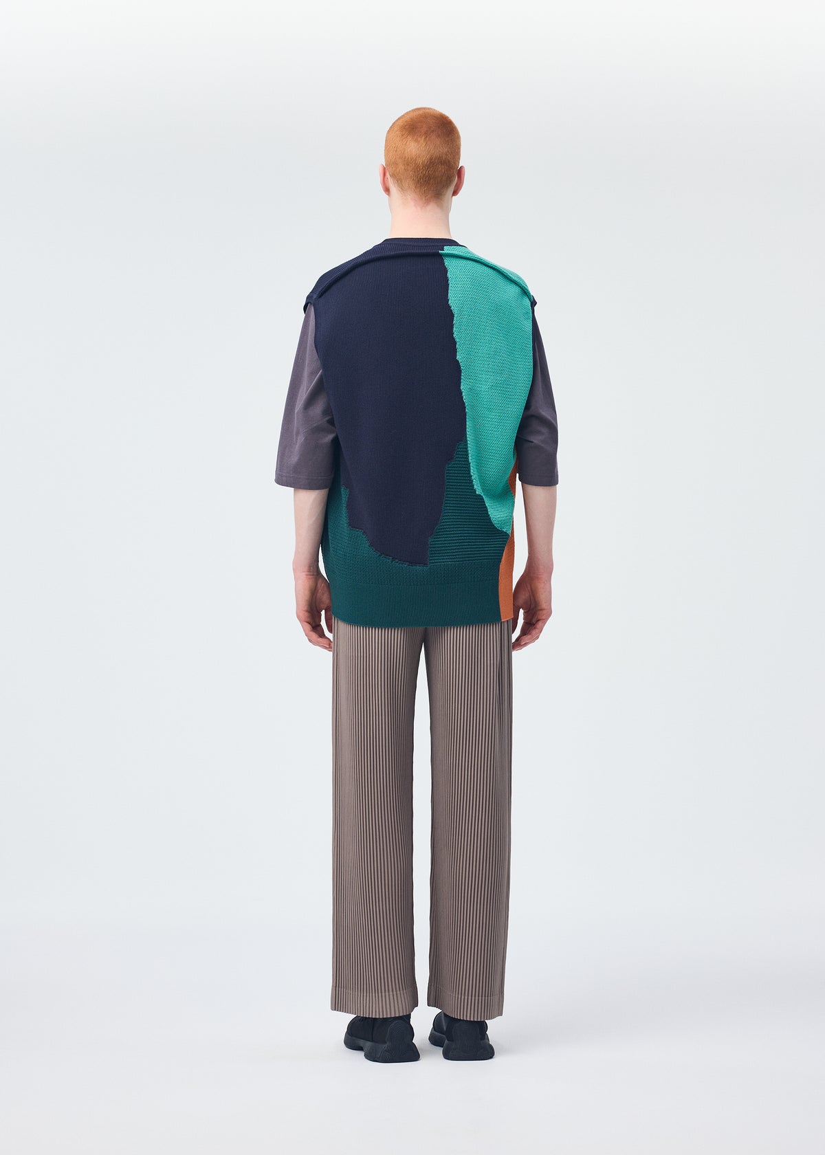 AGATE KNIT、メンズ_ニット、着用画像3