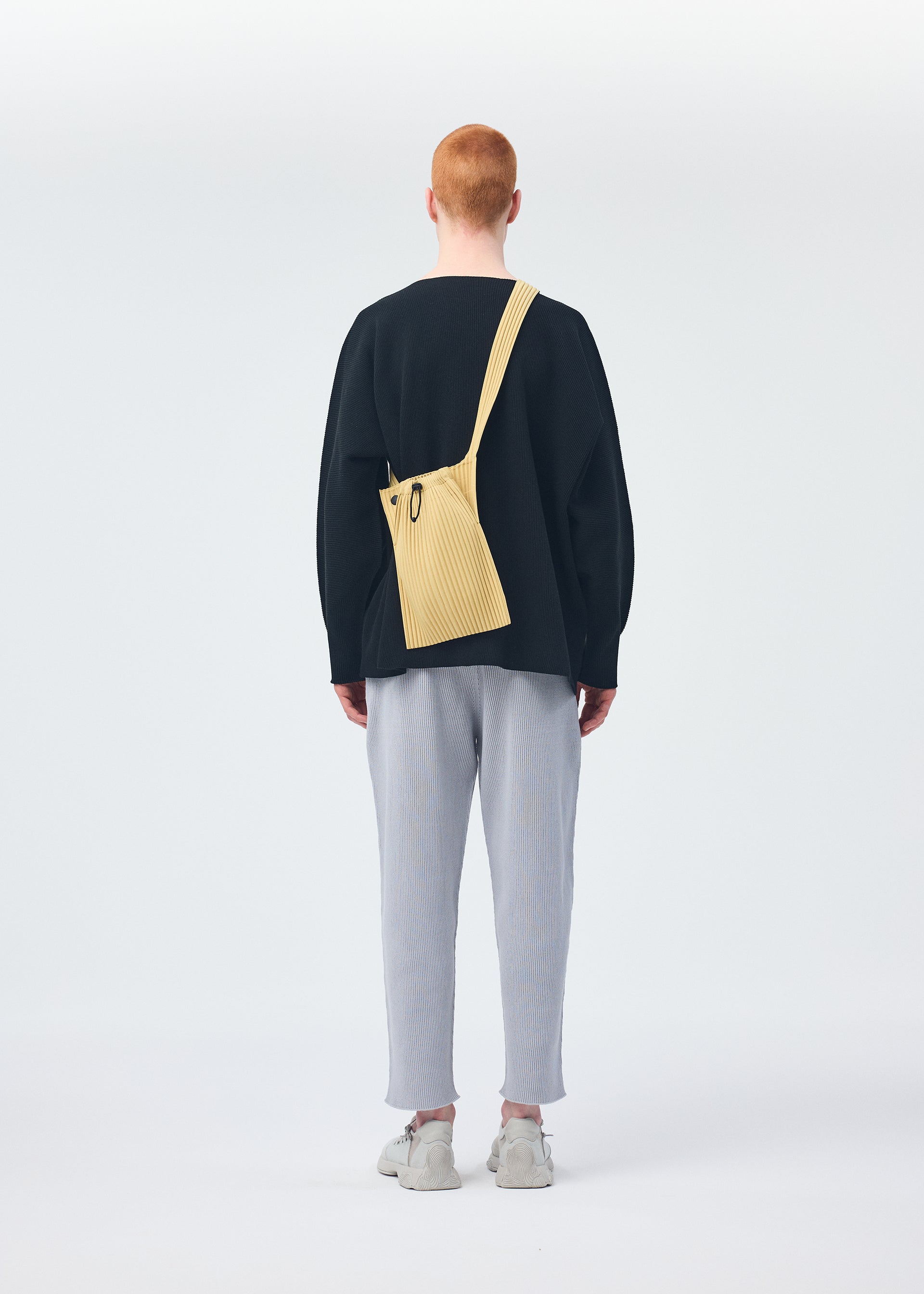BASIC KNIT – isseymiyake.com