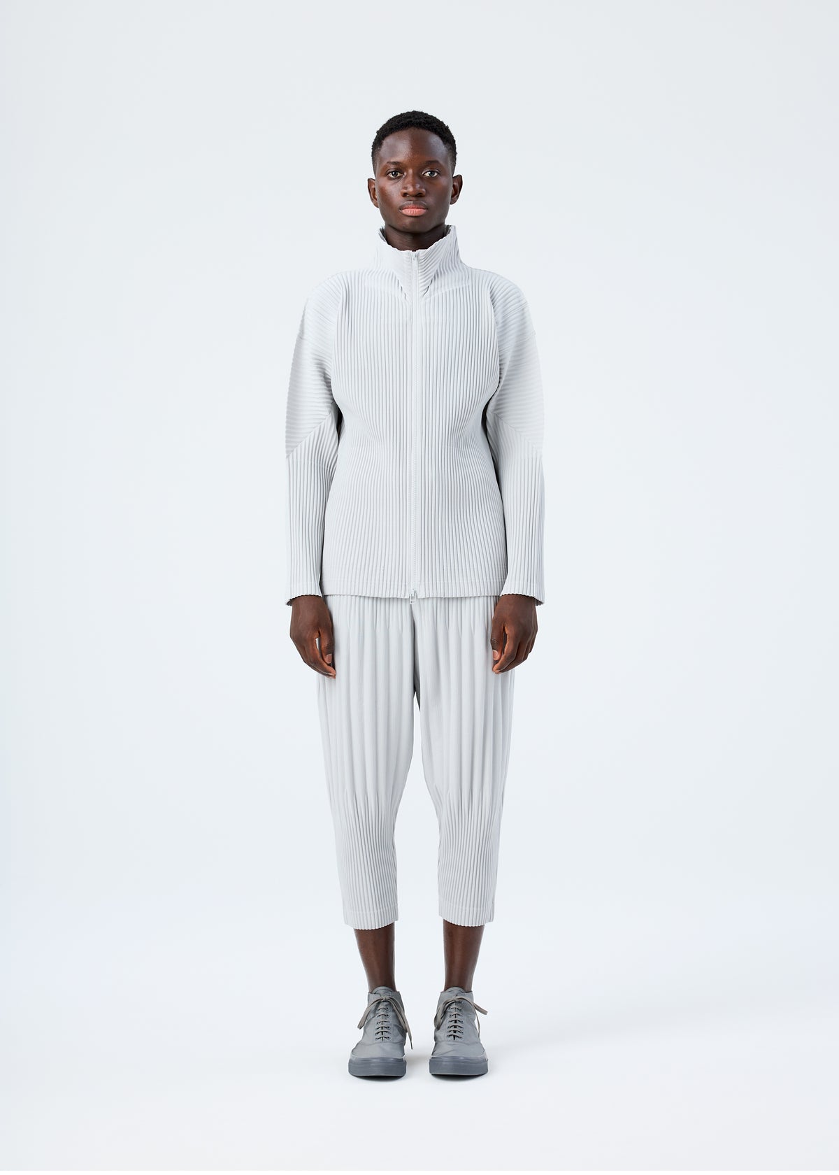 BASICS、メンズ_パンツ、着用画像1