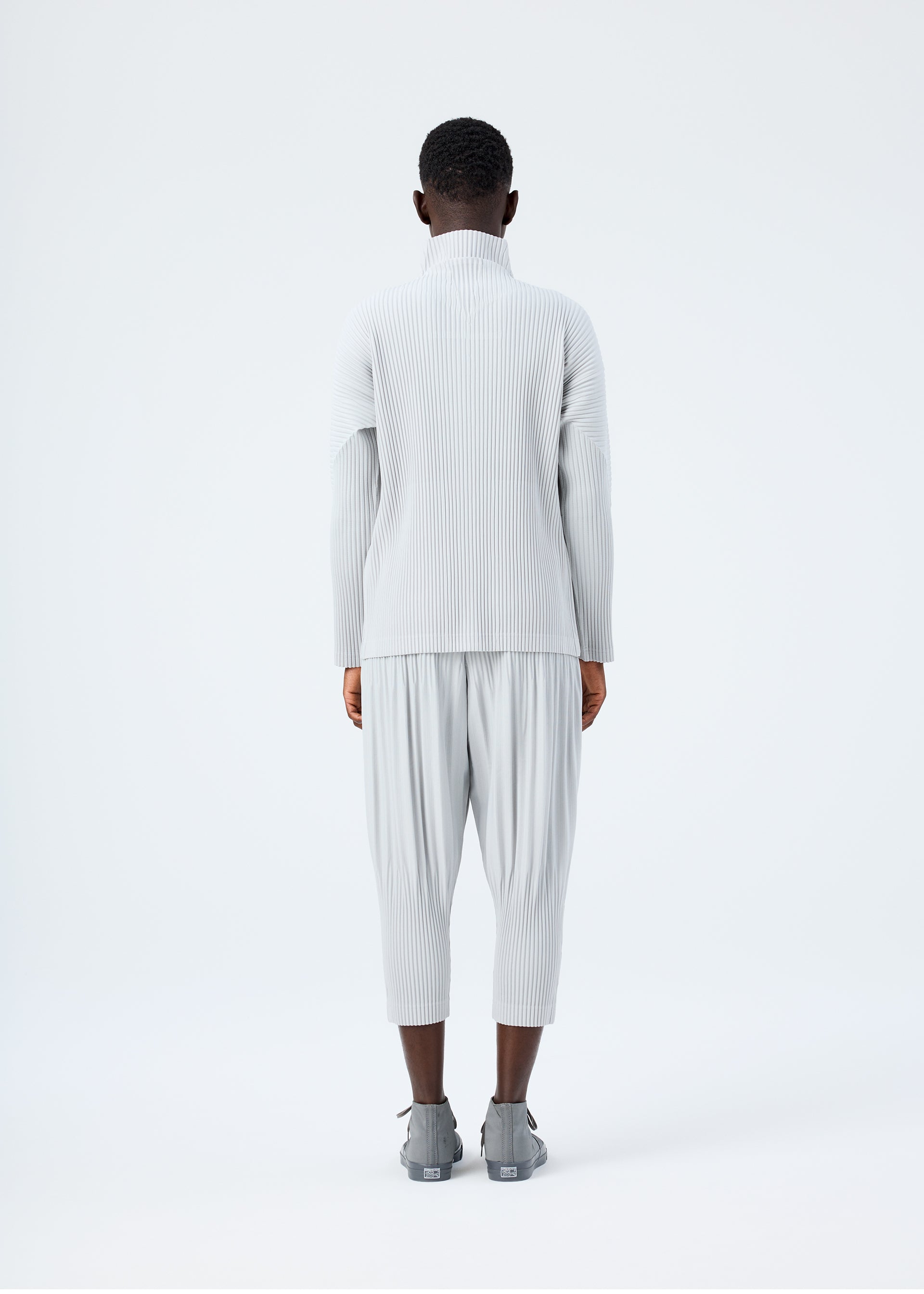BASICS、メンズ_パンツ、着用画像3