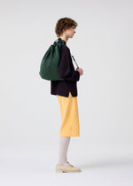 DRAWSTRING PLEATS BAG、バッグ&財布_ショルダーバッグ、着用画像2