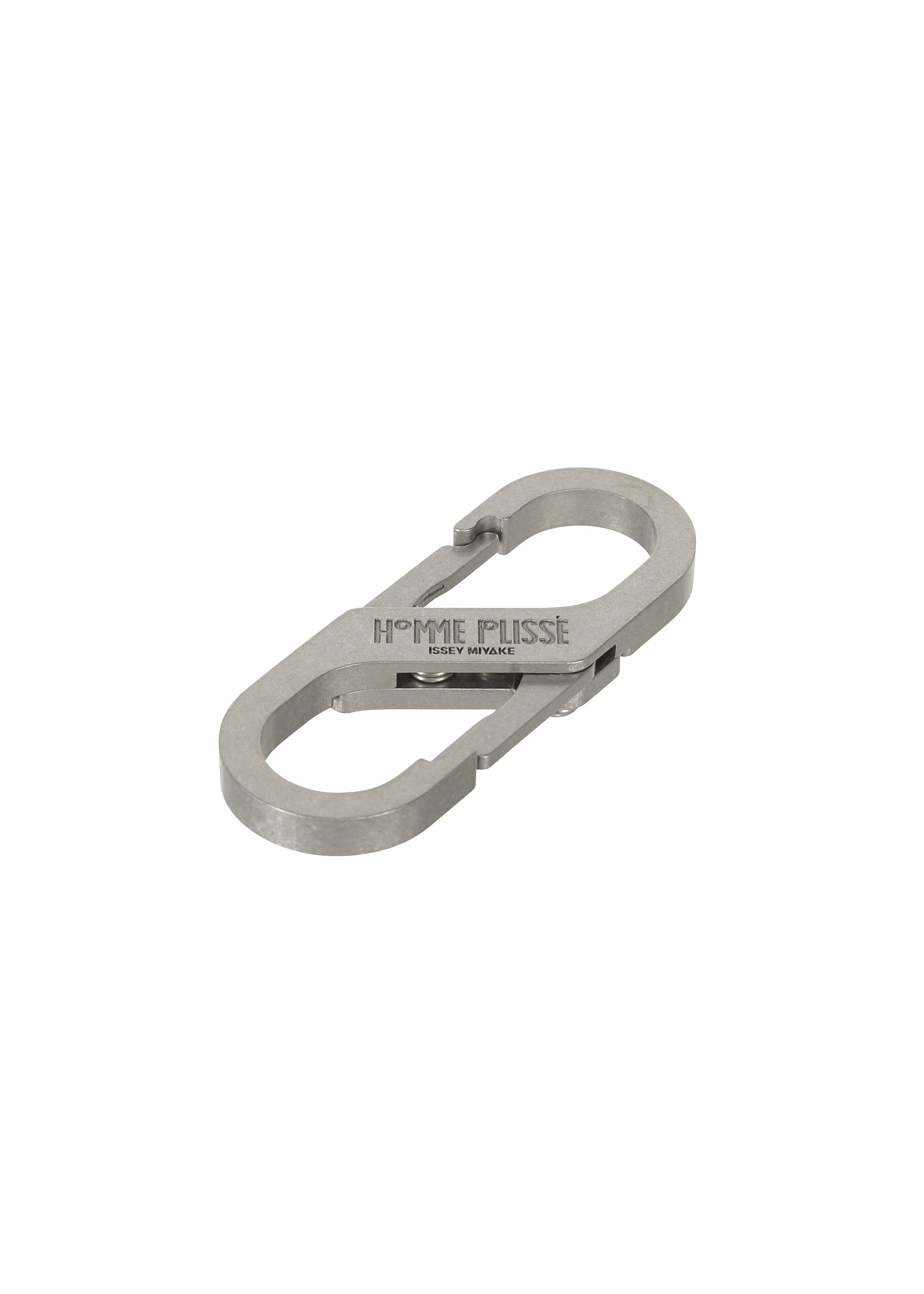 CARABINER – isseymiyake.com
