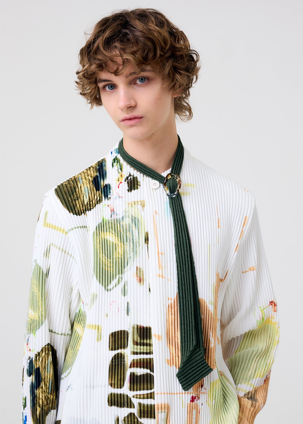 CRYSTALLINE STOLE BUCKLE、アクセサリー&その他_アクセサリー、着用画像1