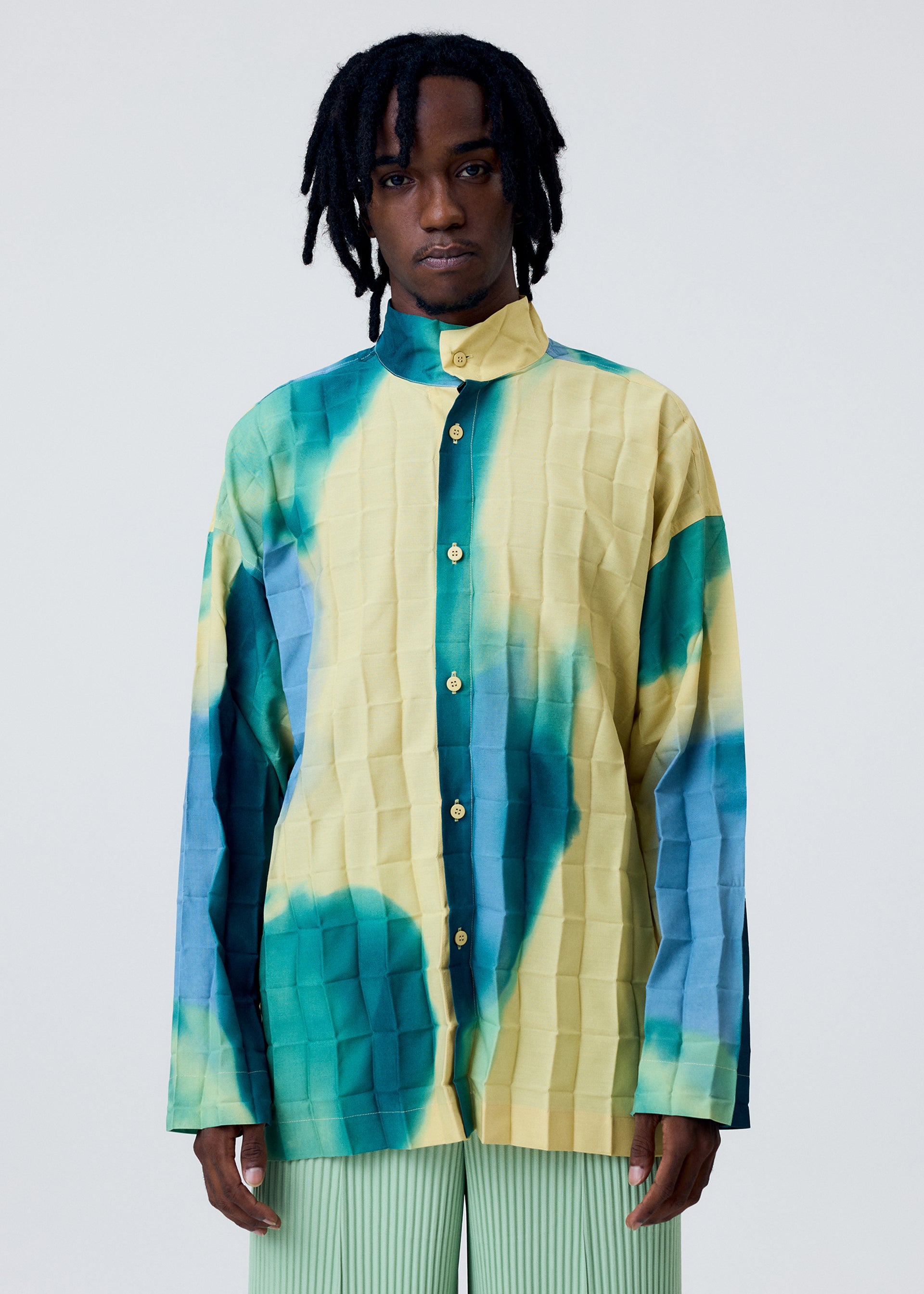 DAWN EDGE SHIRT – isseymiyake.com
