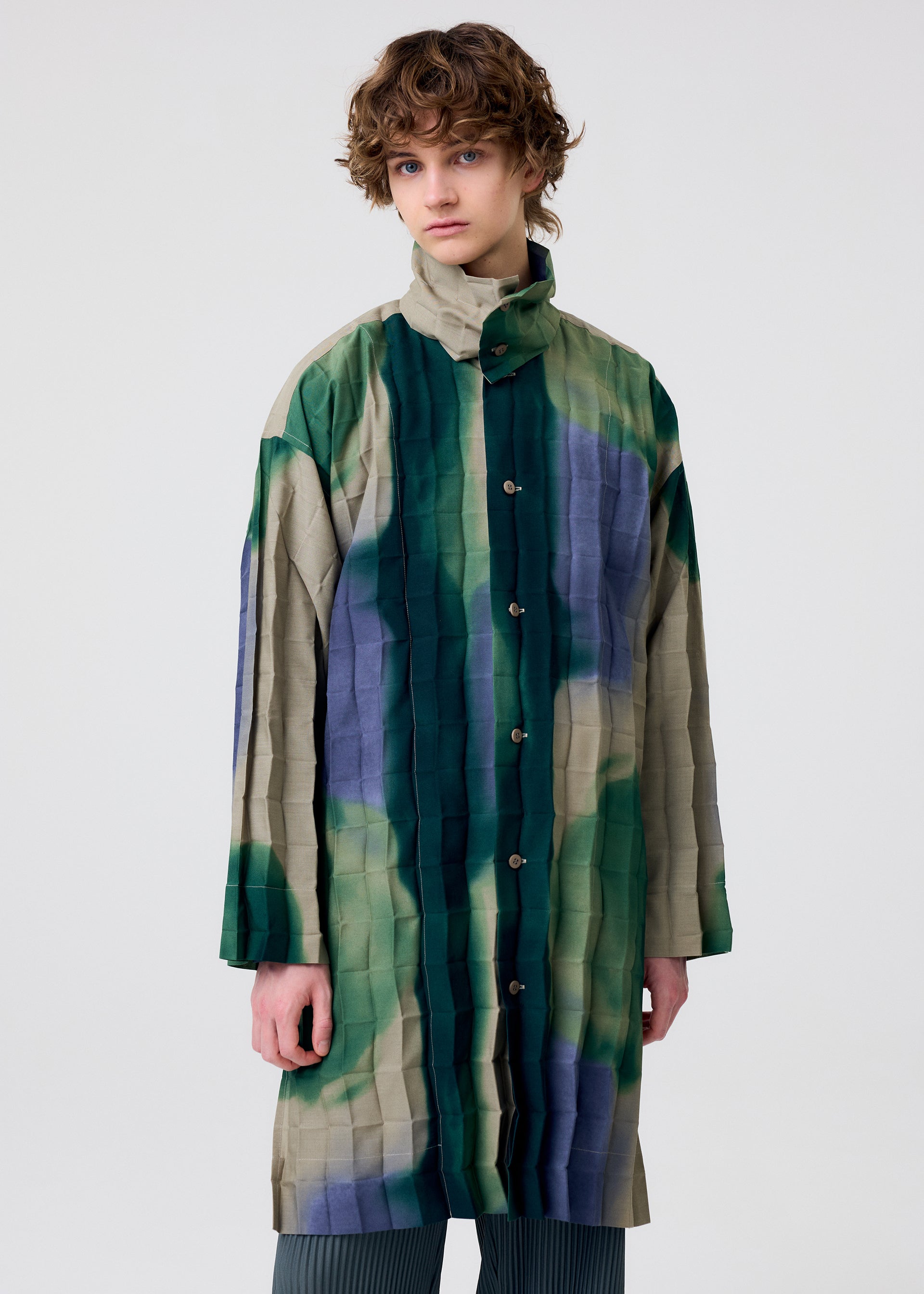 DAWN EDGE SHIRT – isseymiyake.com