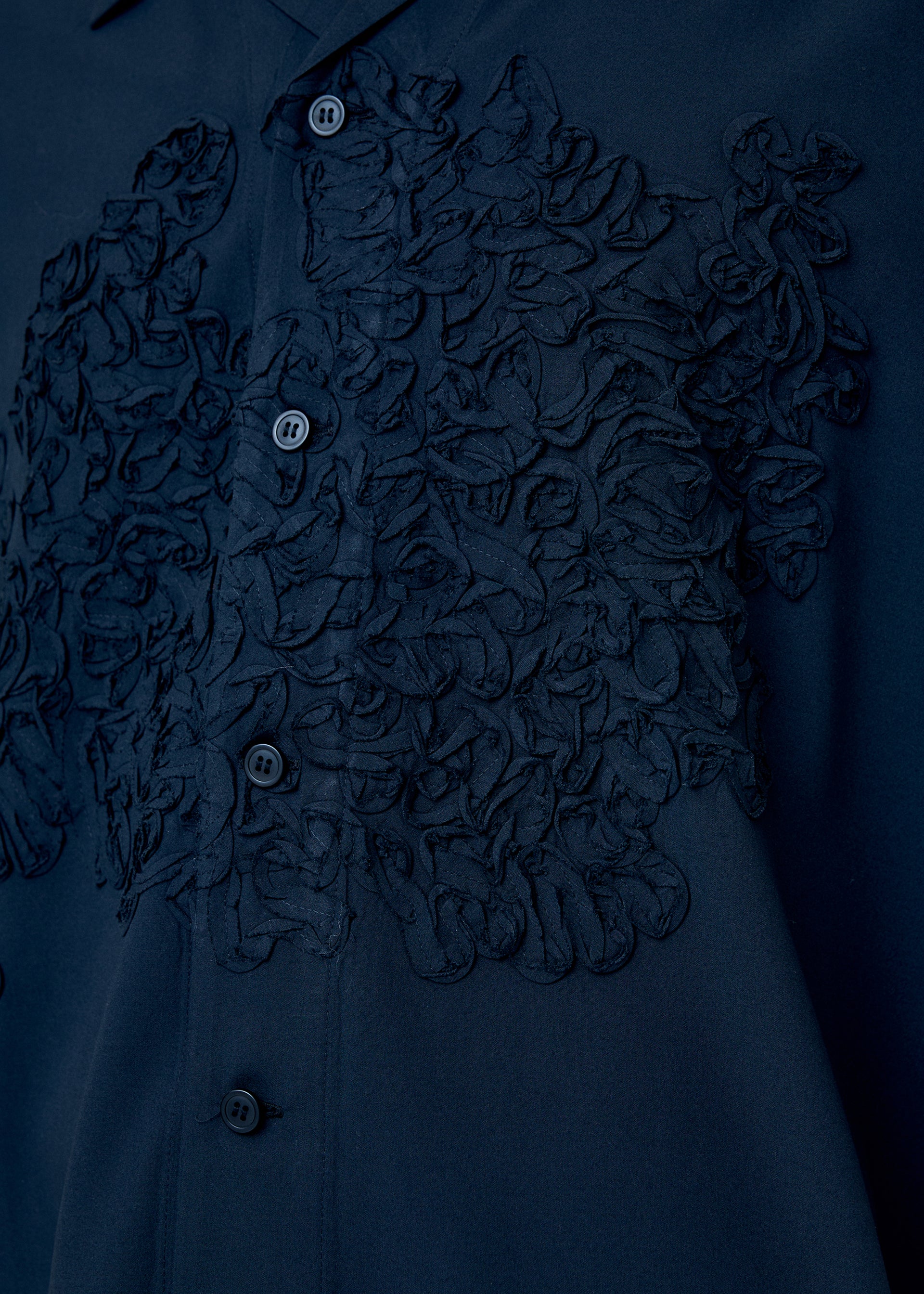 EMBROIDERY PRESS SHIRT、メンズ_トップス_シャツ、着用画像4