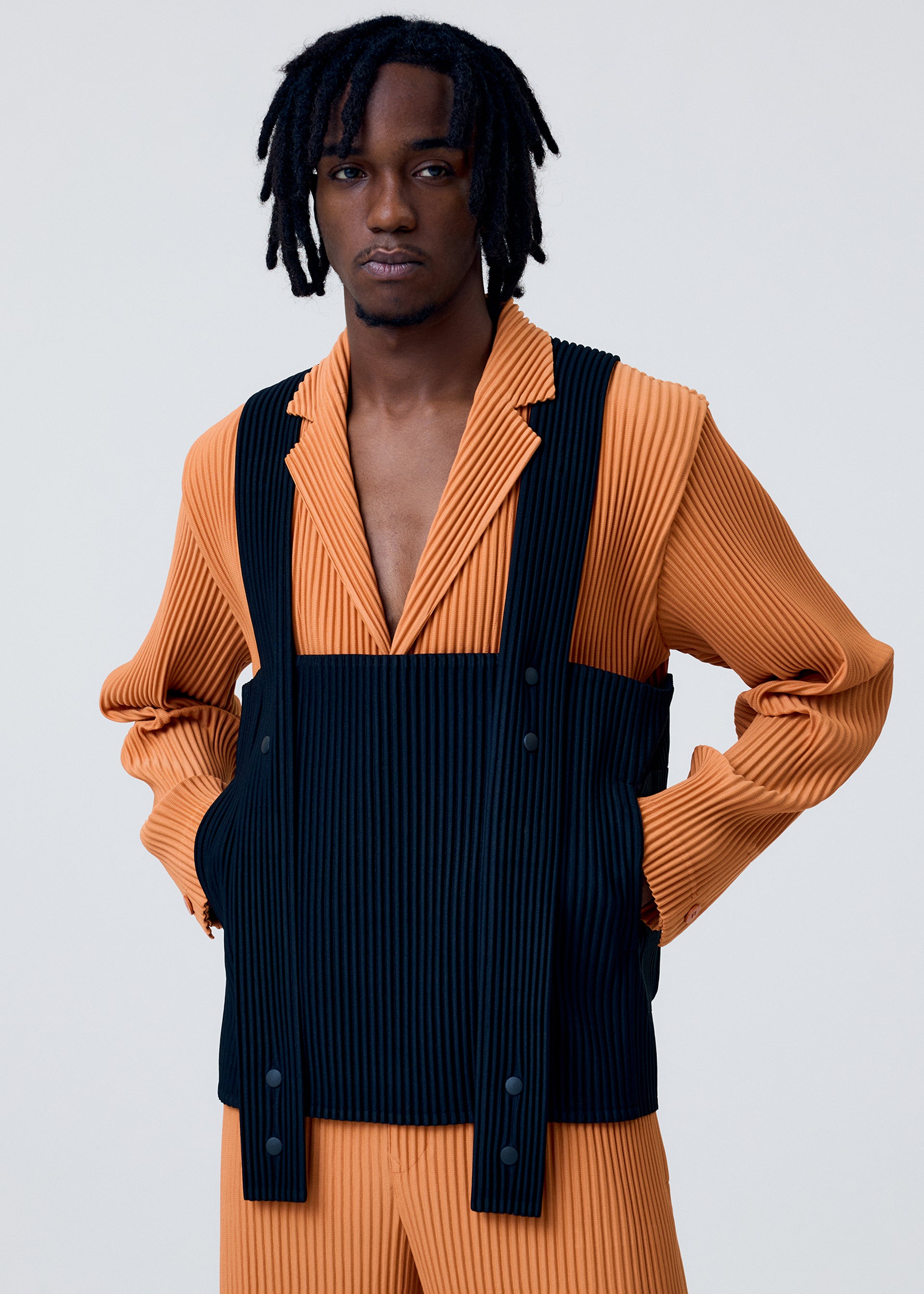 PAINTER'S GEAR – isseymiyake.com