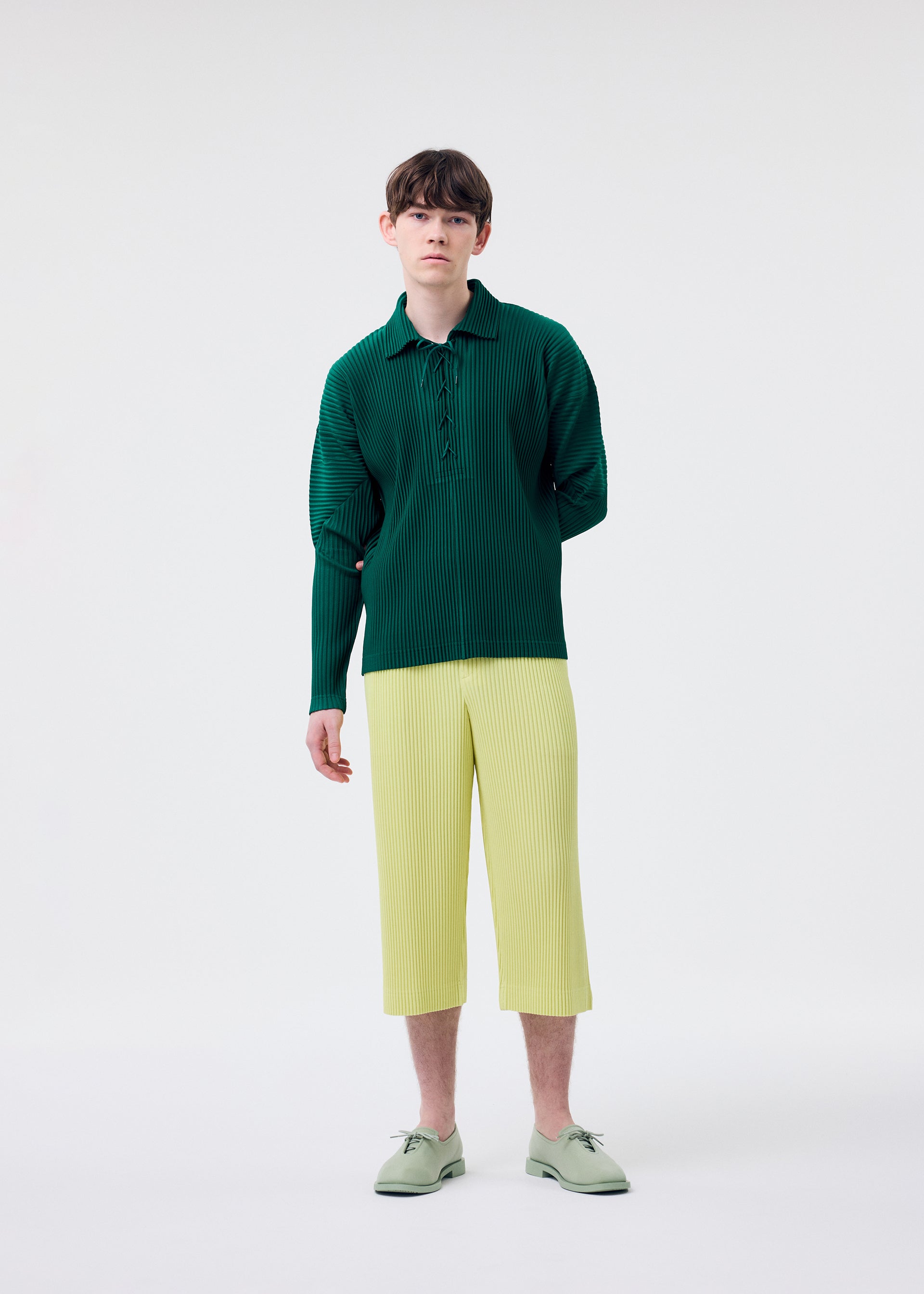 MONTHLY COLORS : MAY – isseymiyake.com