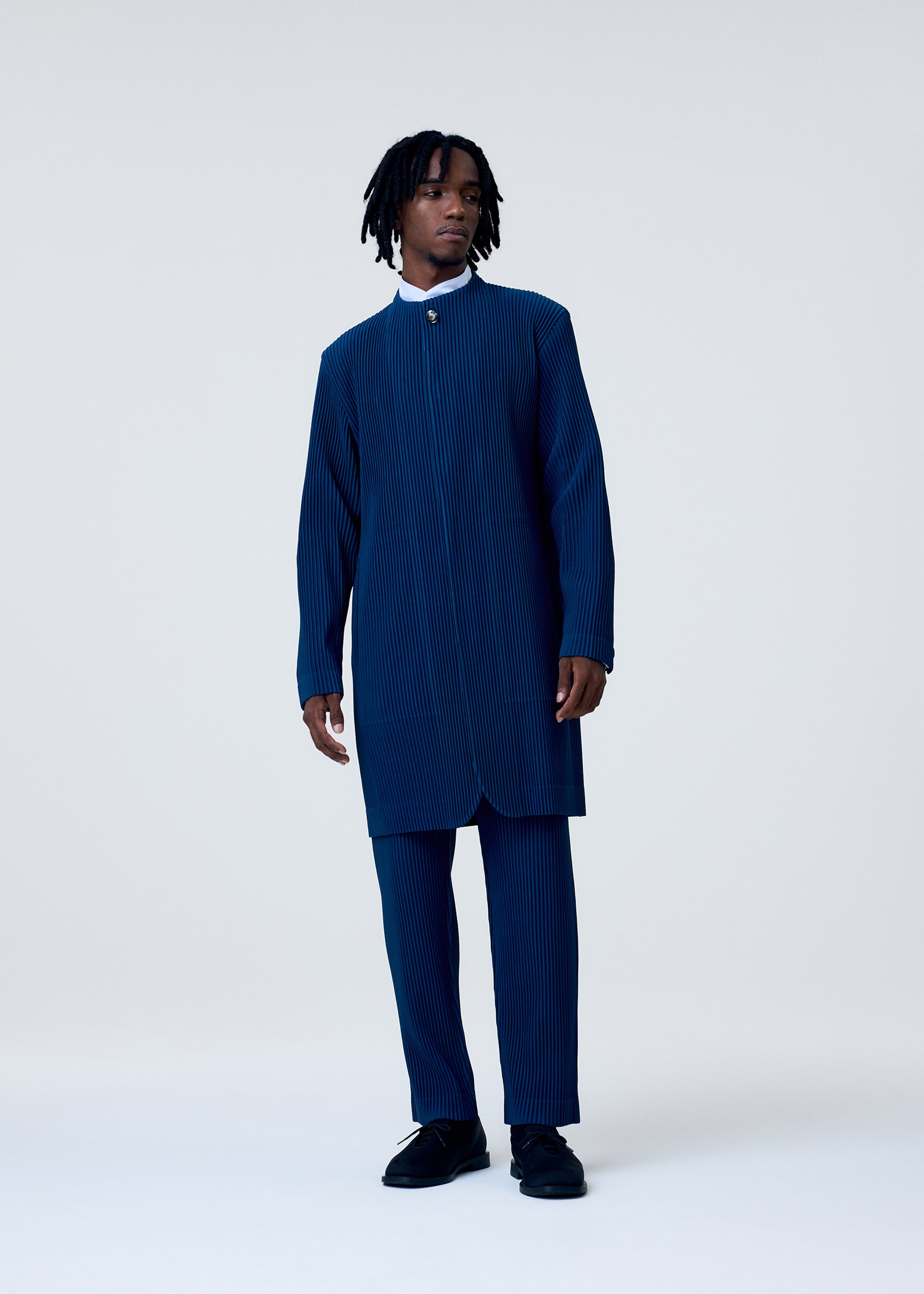 TAILORED PLEATS 1 – isseymiyake.com
