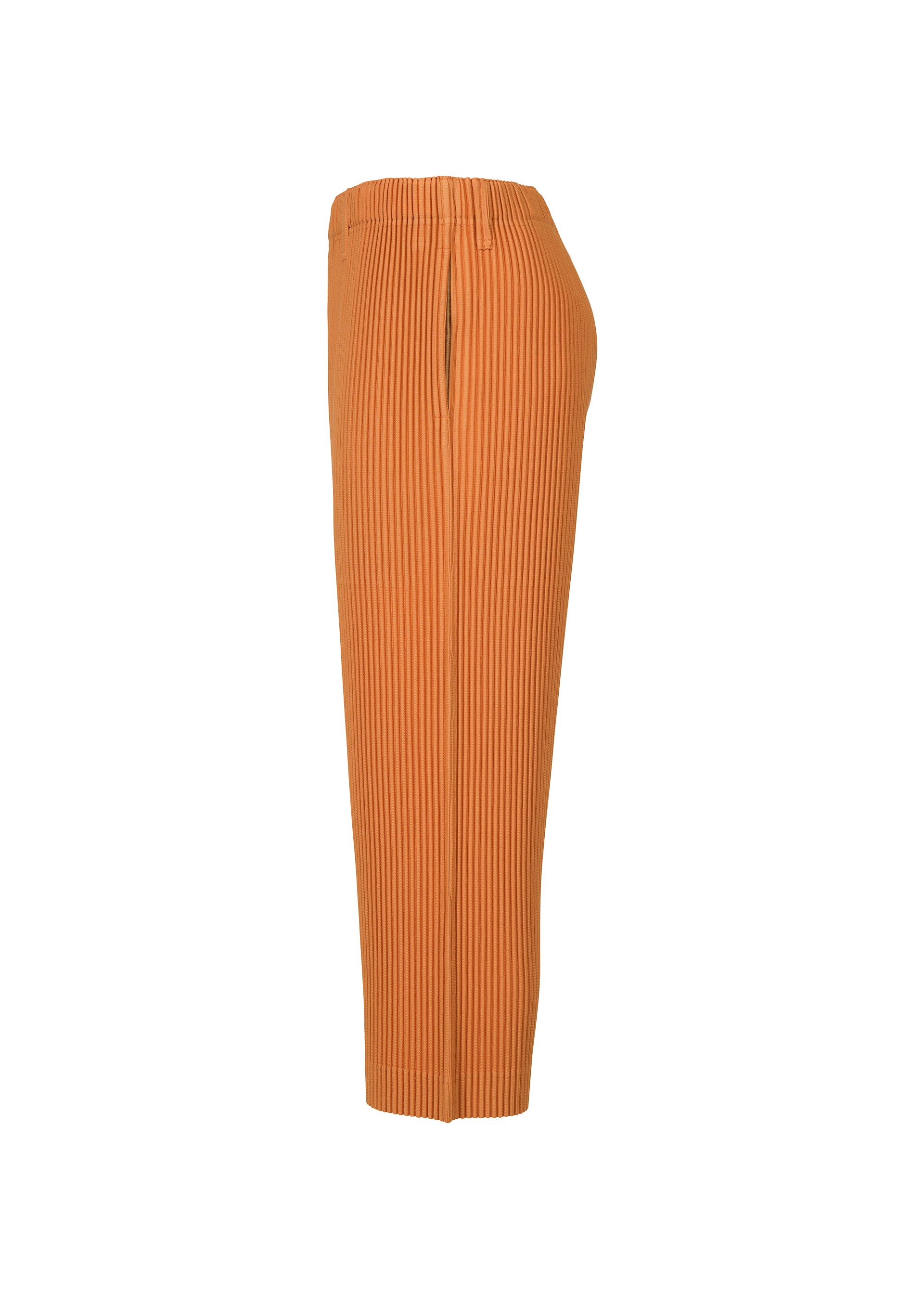 【2月1日以降15,555円】ISSEY MIYAKE PLEATS(T.) TAILORED PLEATS 1 – isseymiyake.com