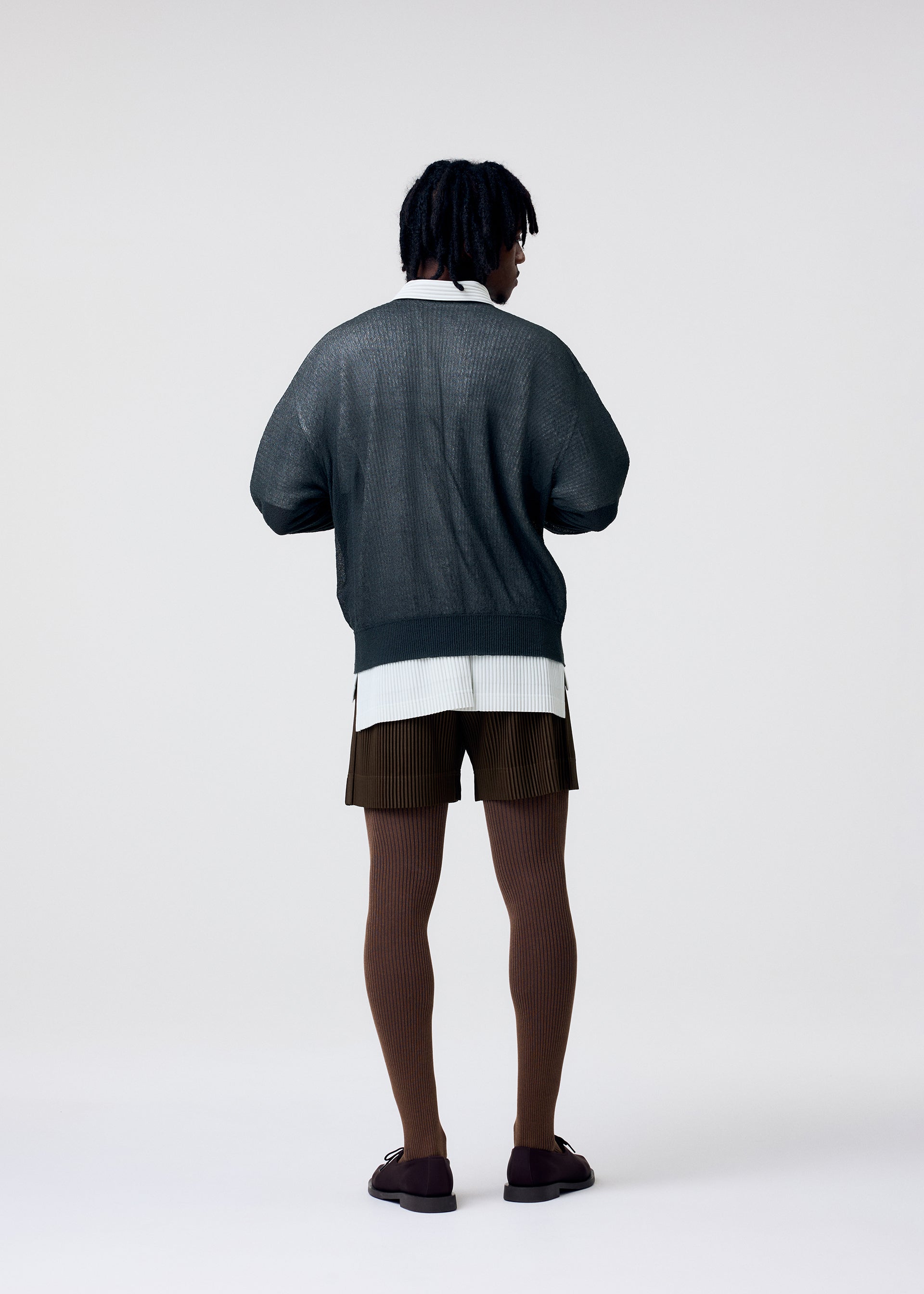 TAILORED PLEATS 3、メンズ_パンツ、着用画像2
