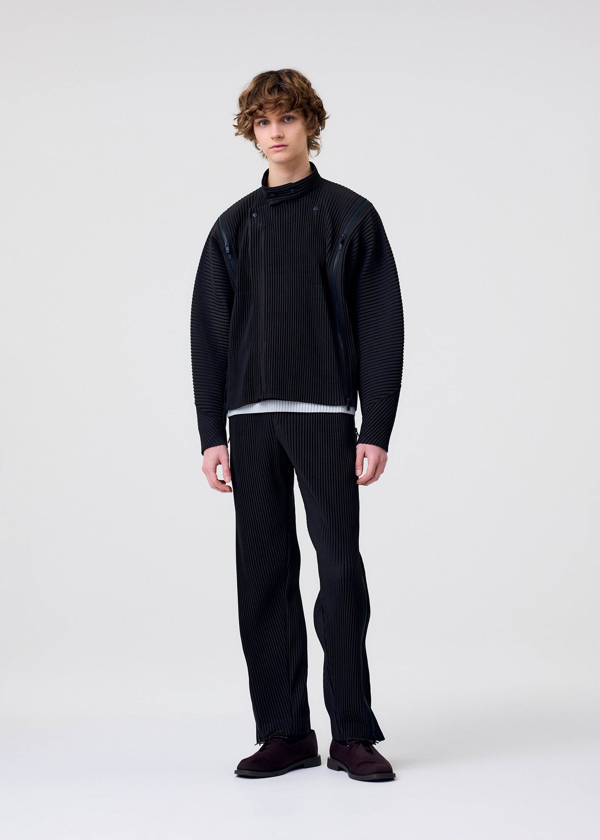 パンツ ya-mansensei MULTI-FASTENED – isseymiyake.com