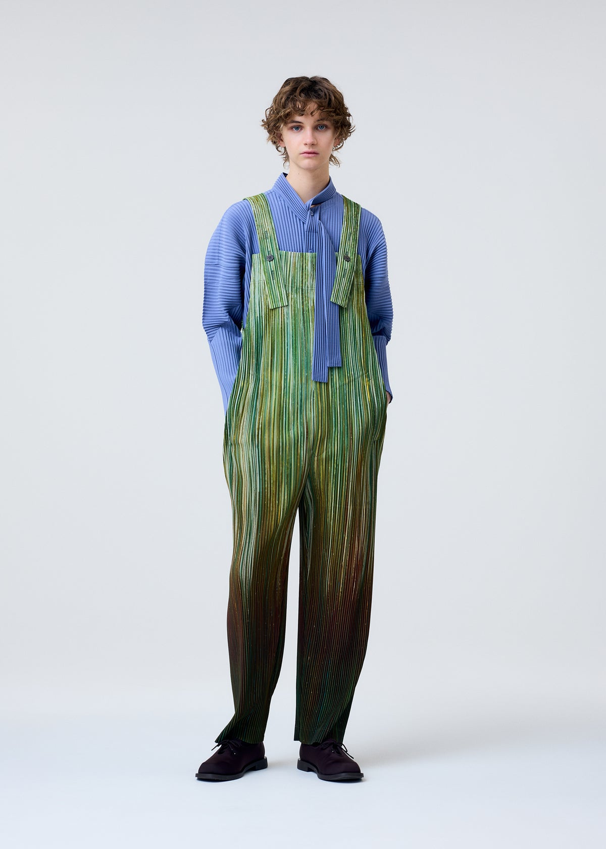 PAINT BRUSH CLOSE-UP、メンズ_ジャンプスーツ、着用画像1