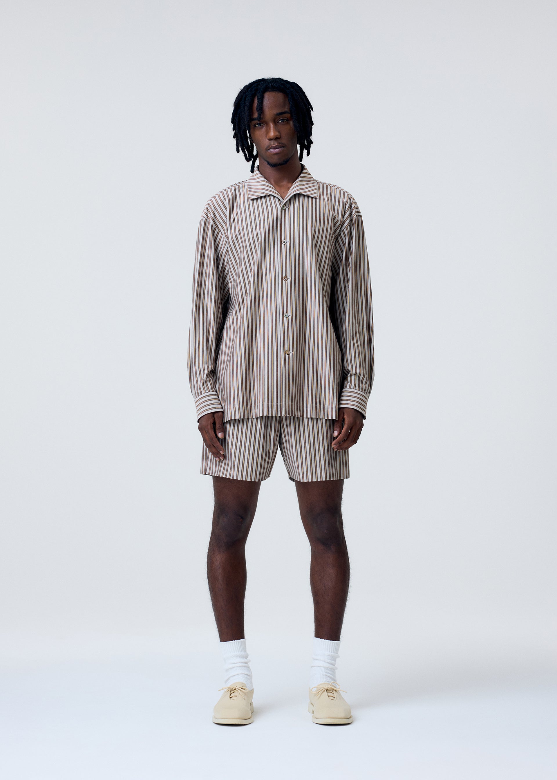 極美品✨ISSEY MIYAKE プリーツ　ストライプ　ブラウン　ホワイト　半袖 希少 80s 90s issey miyake Archive イッセイミヤケ ストライプ 半袖
