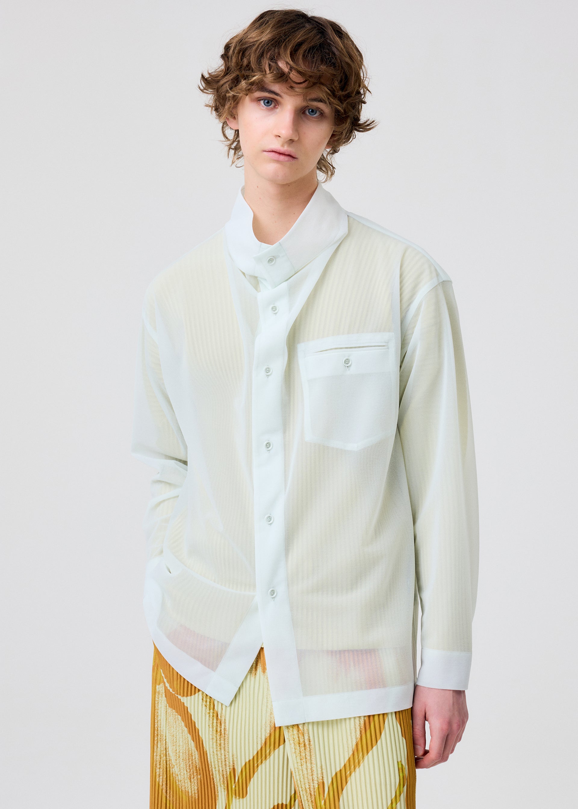 &ellecy カラスシャツ 50%OFF【NO ID.(ノーアイディー)】ｸﾚﾘｯｸZIP-SH シャツ(855006-880S