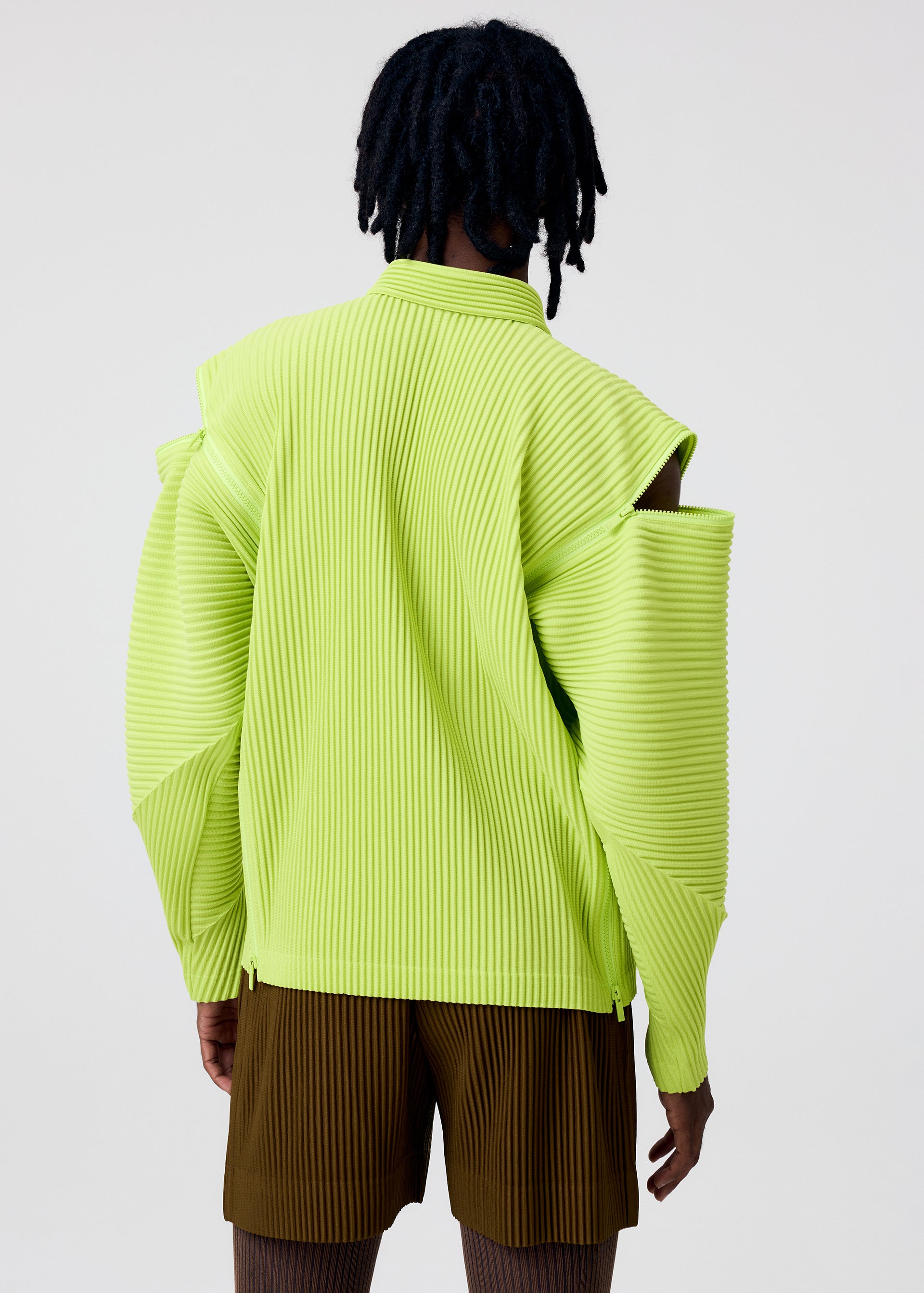 MULTI-FASTENED – isseymiyake.com