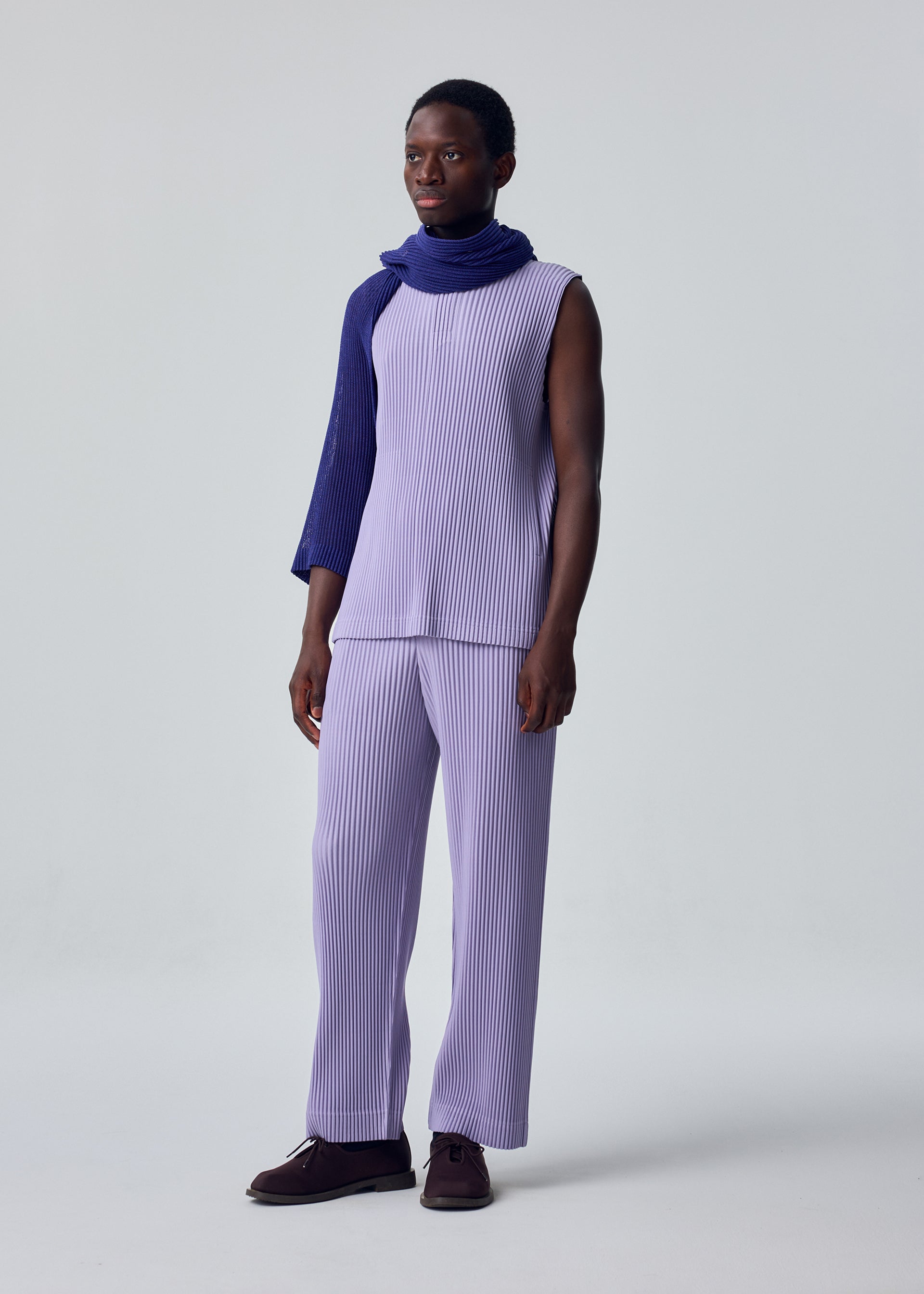 RUSTIC MESH STOLE – isseymiyake.com