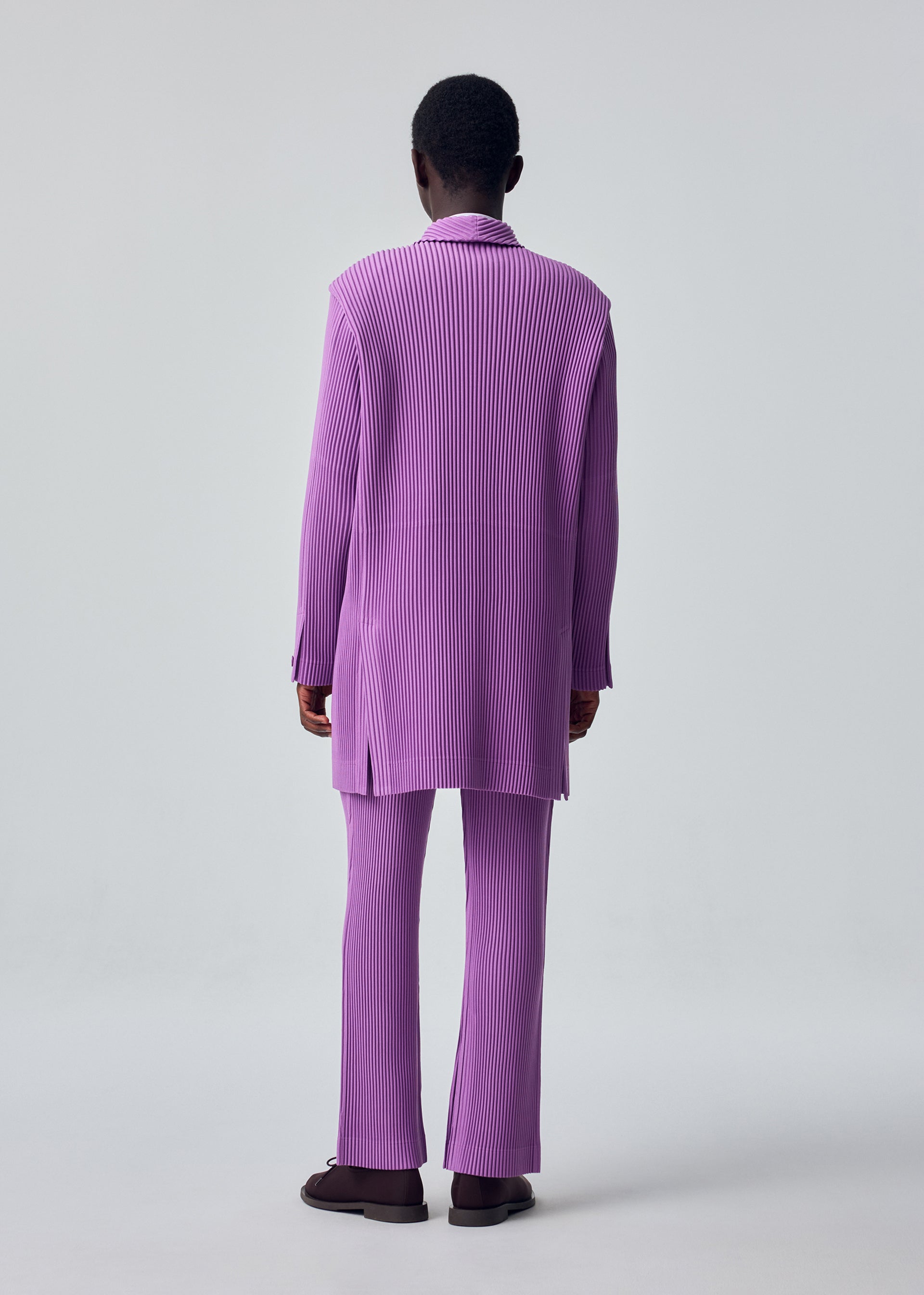 me ISSEY MIYAKE ロングコート　テクノコート　パープル KERSEY PLEATS – isseymiyake.com