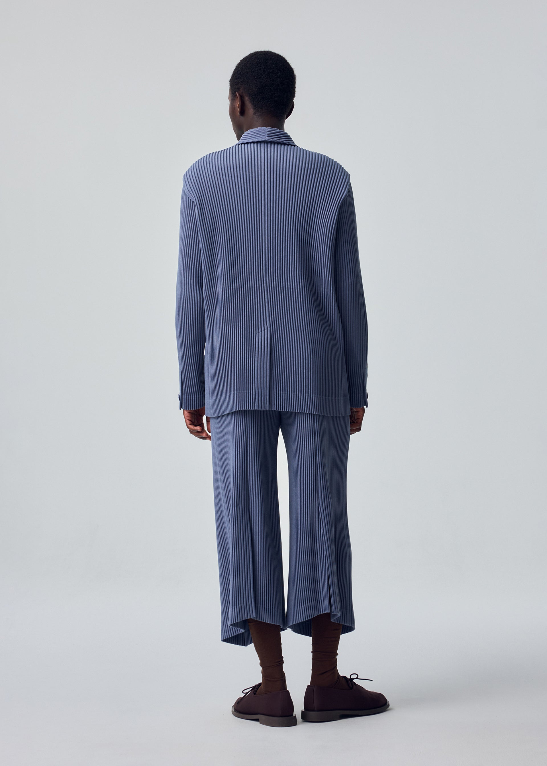 KERSEY PLEATS – isseymiyake.com