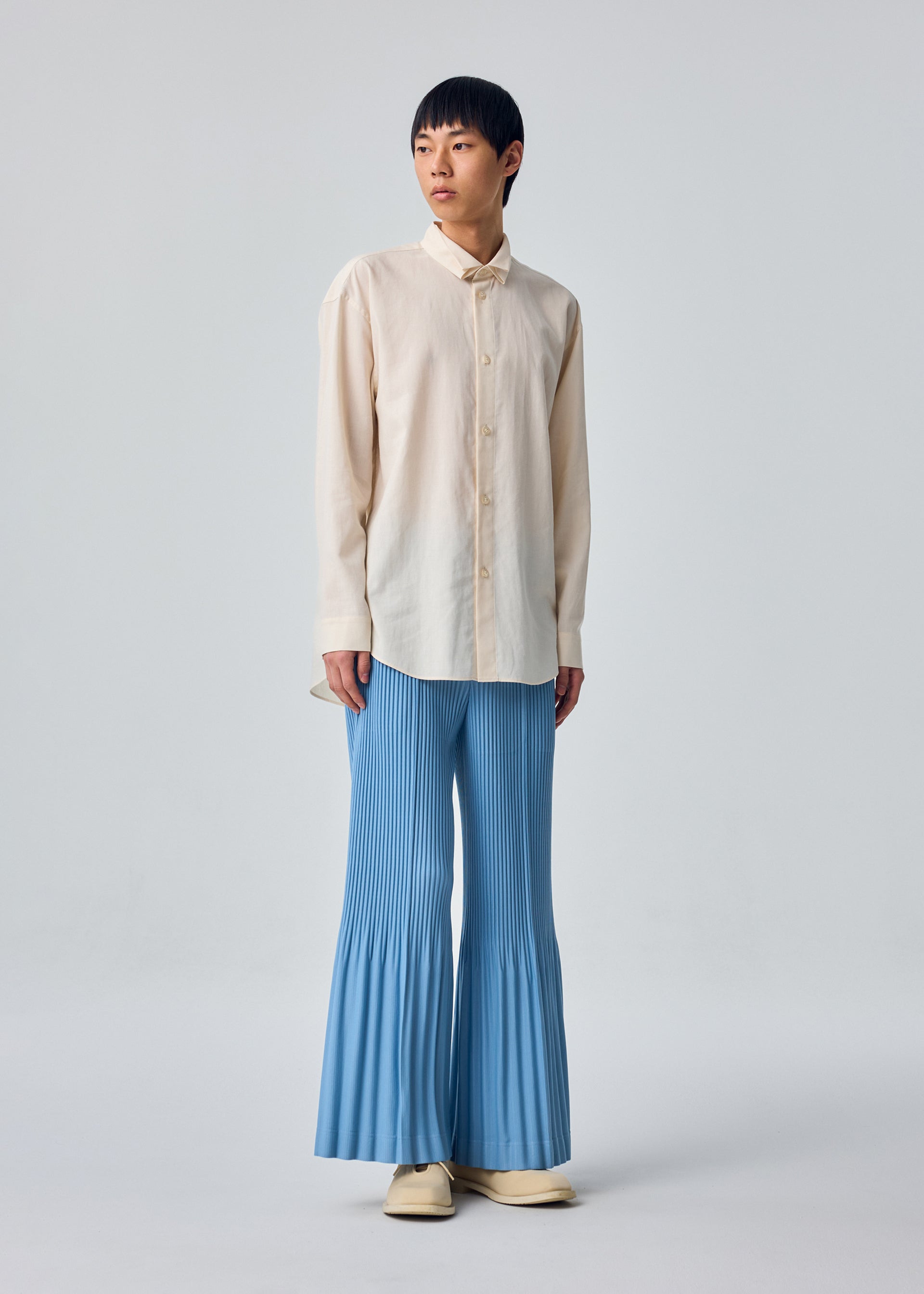 メンズ／トップス – Page 2 – isseymiyake.com