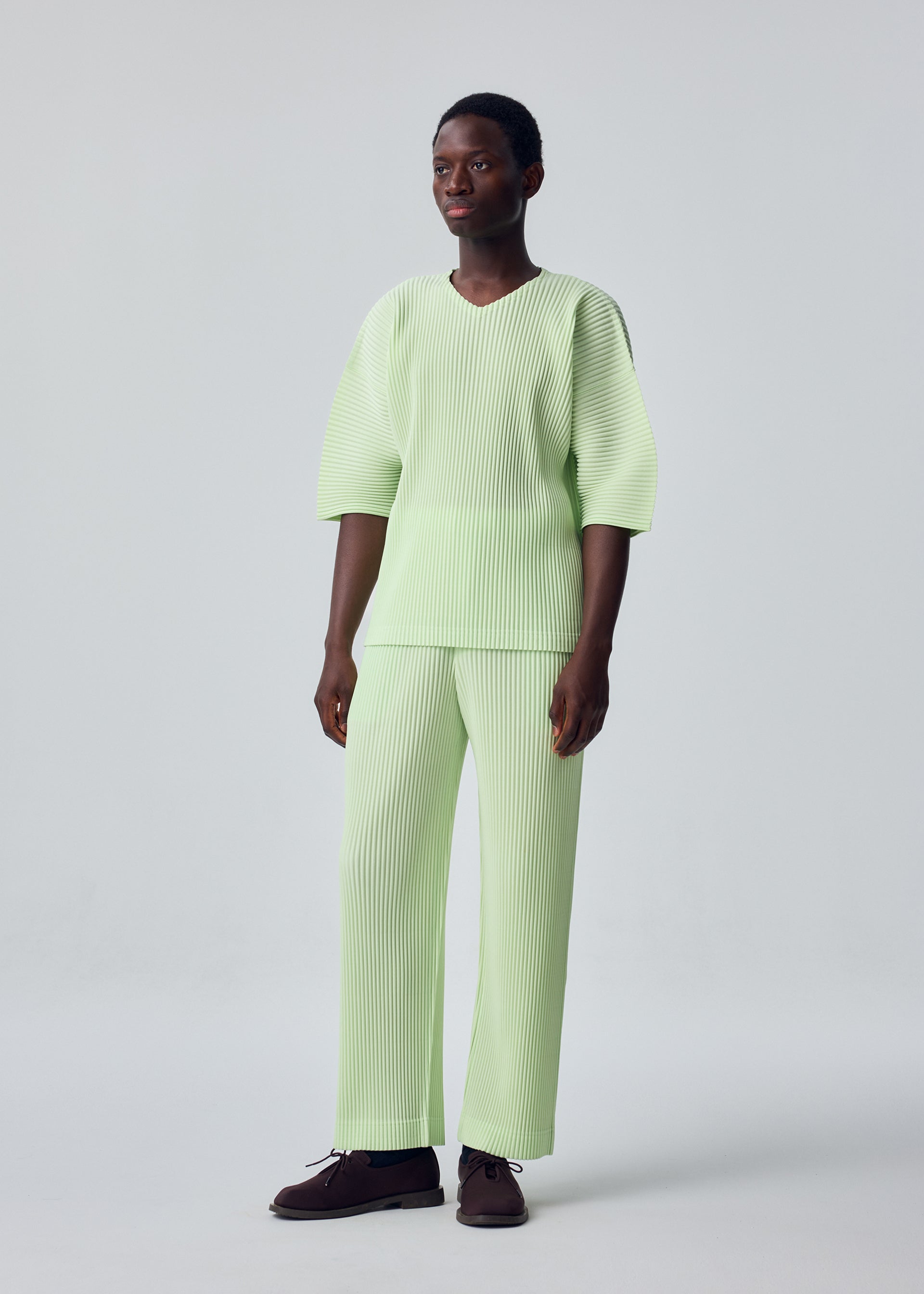 MONTHLY COLORS : JULY – isseymiyake.com