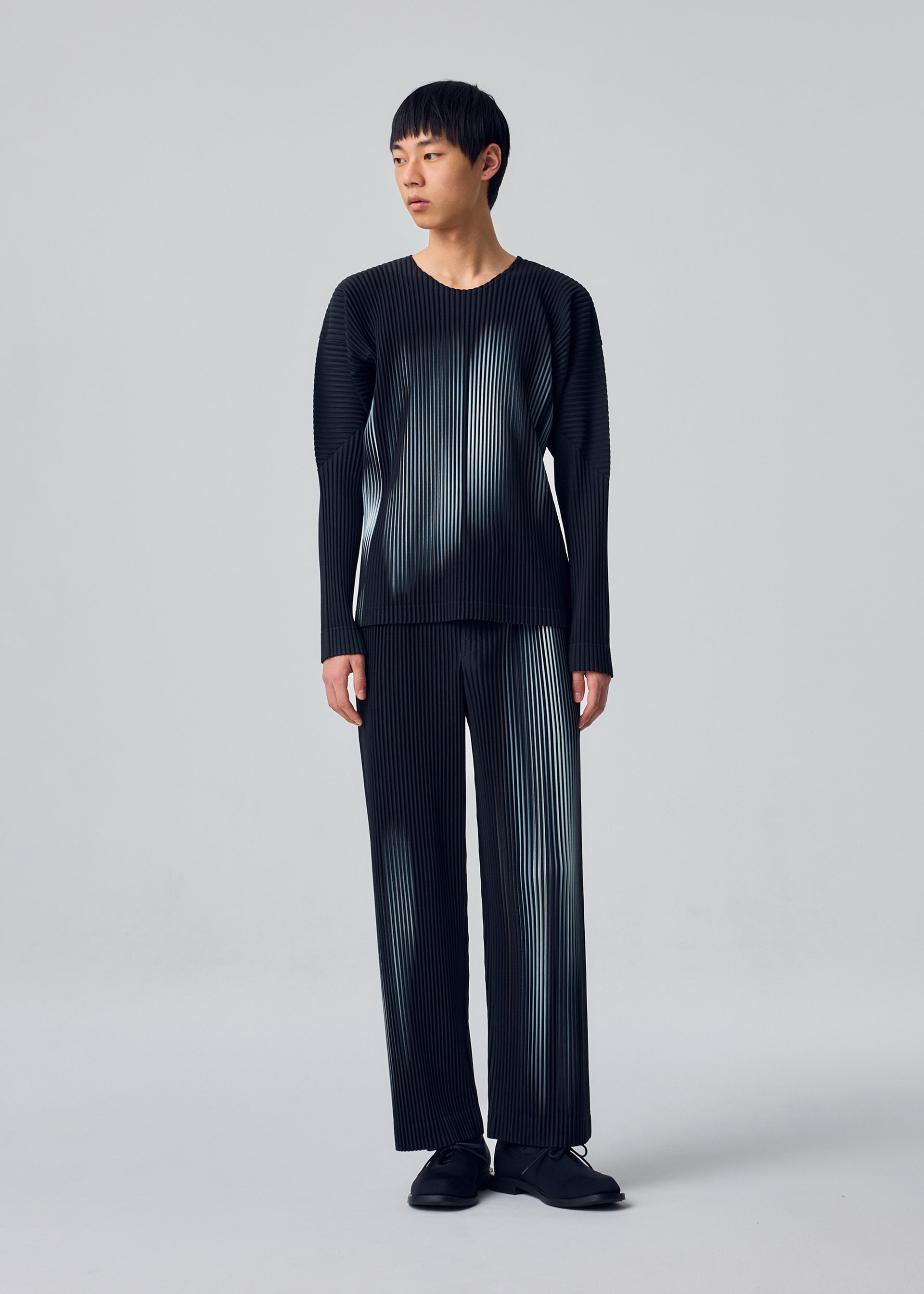 メンズ／パンツ – isseymiyake.com