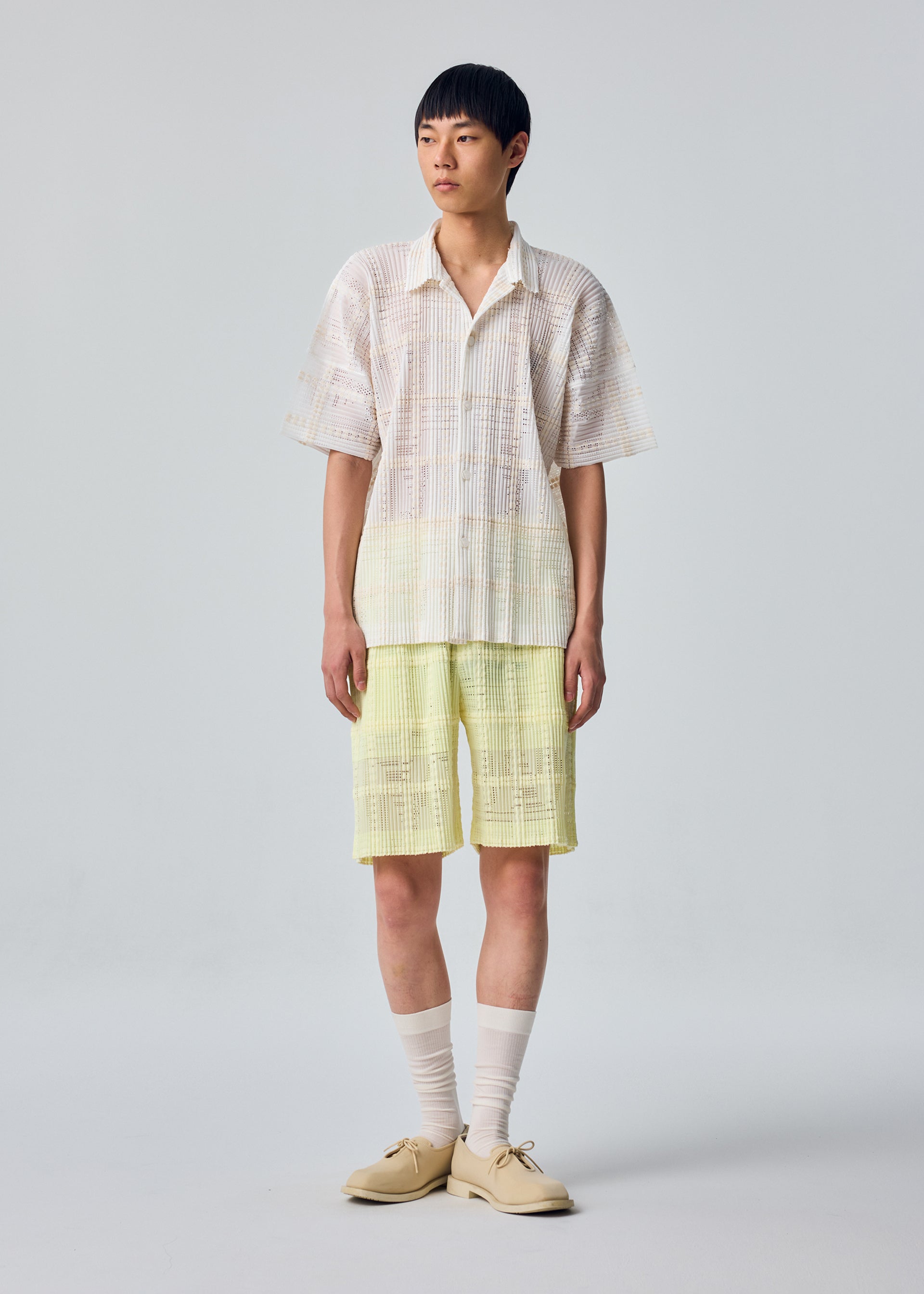 LACE GRID PLEATS – isseymiyake.com