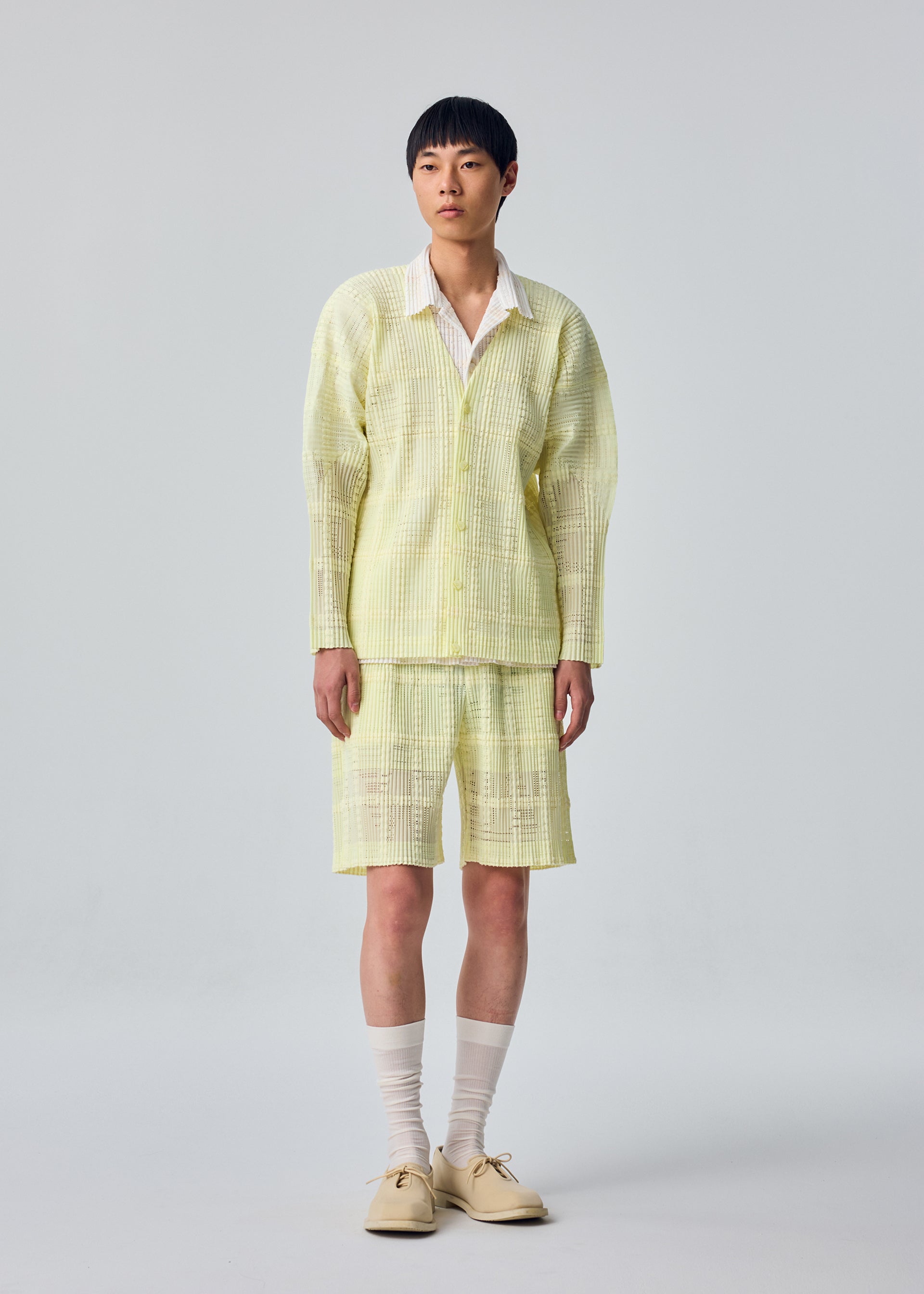 LACE GRID PLEATS – isseymiyake.com