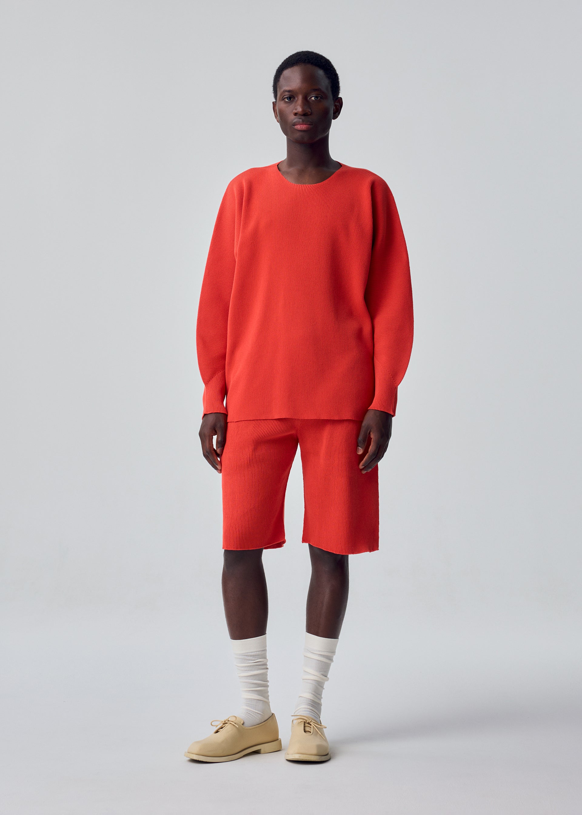 BASIC KNIT – isseymiyake.com