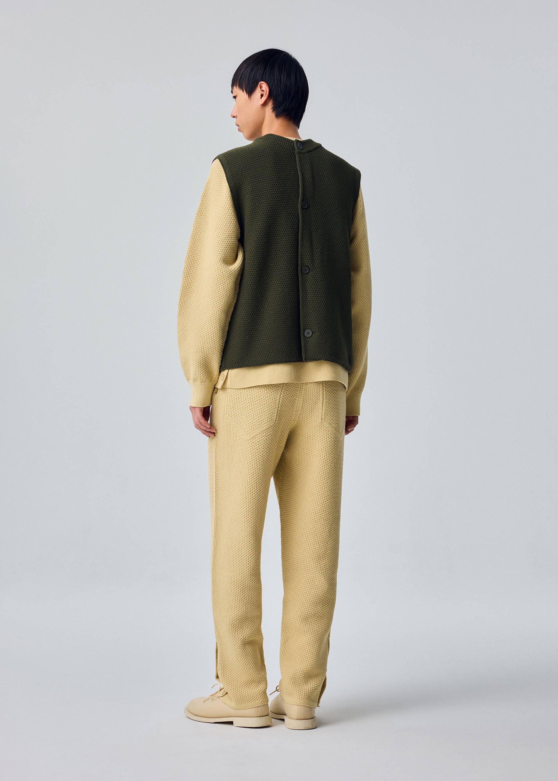 RUSTIC KNIT – isseymiyake.com