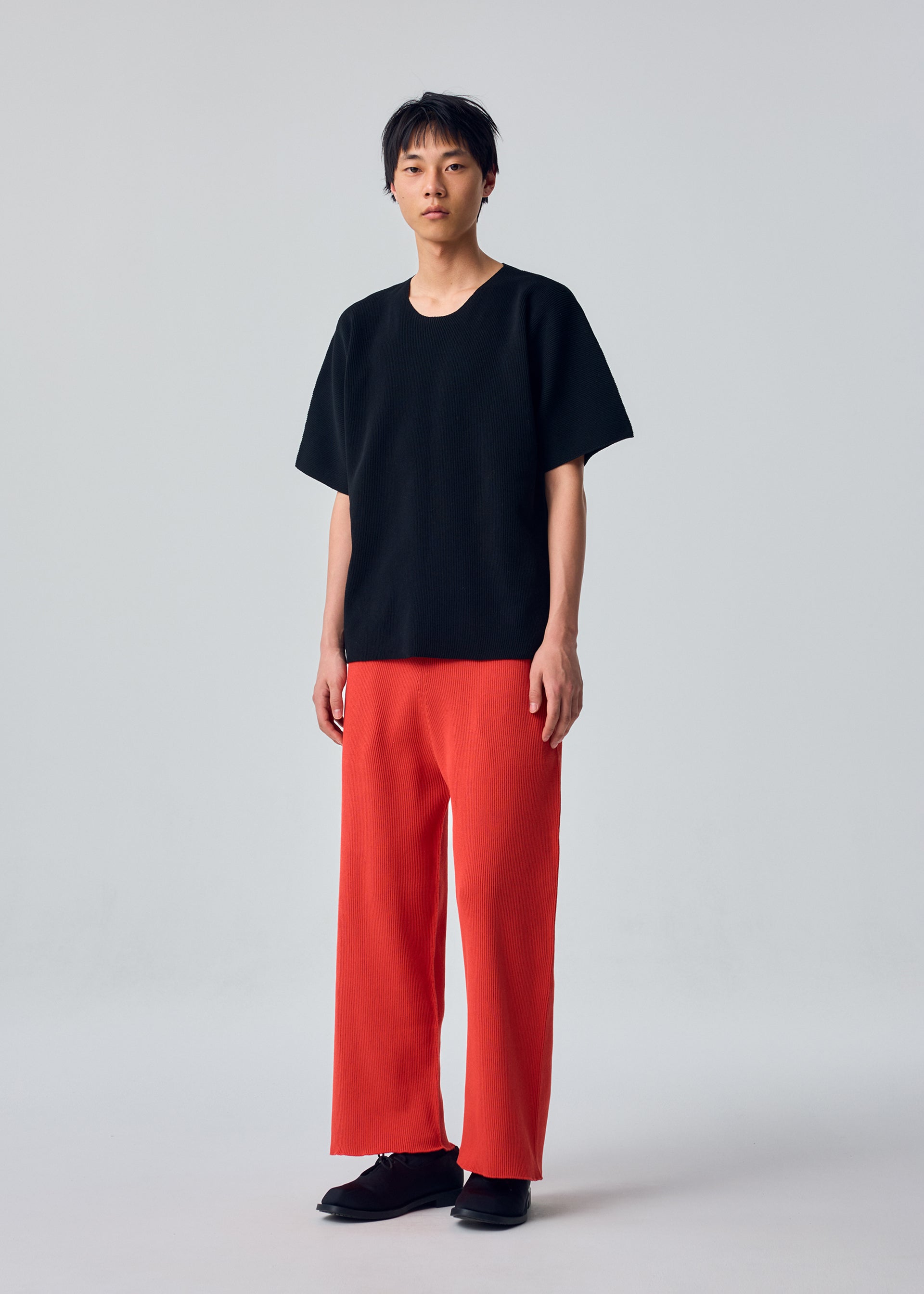 BASIC KNIT – isseymiyake.com
