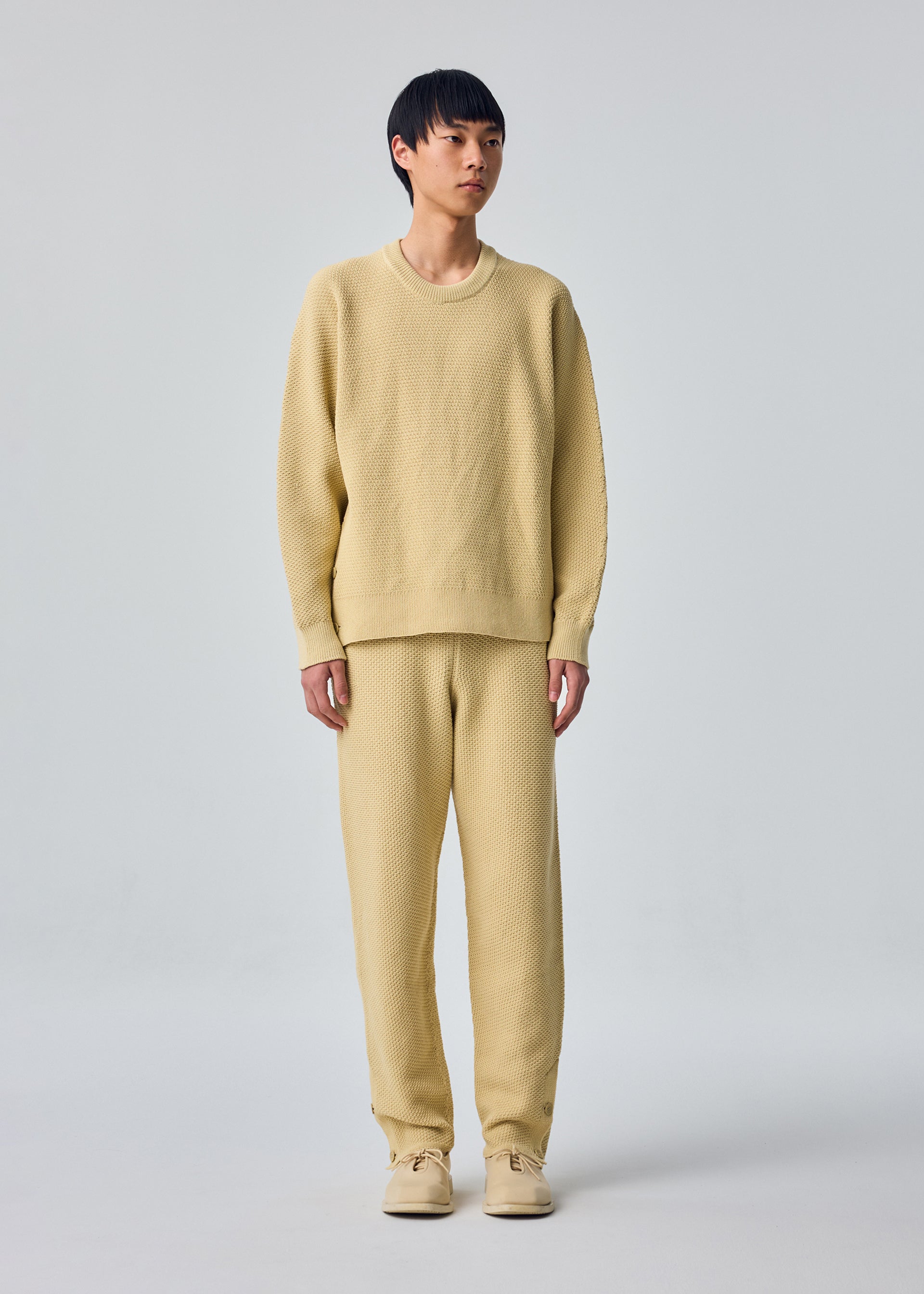 メンズ／トップス／トップ – isseymiyake.com