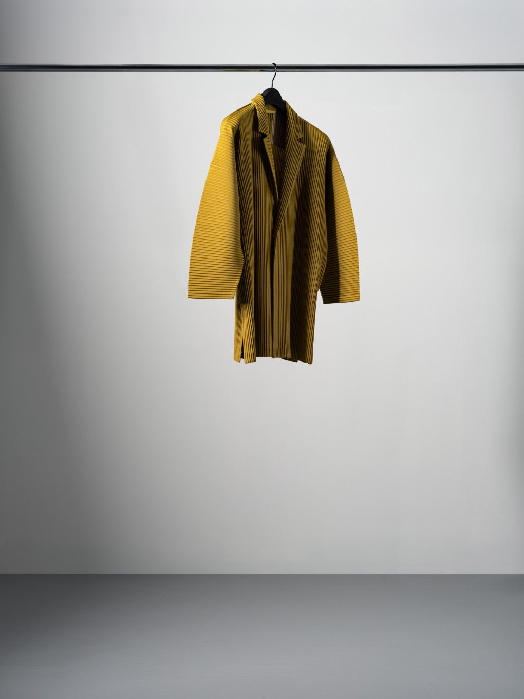 HOMME PLISSÉ ISSEY MIYAKE 10th
