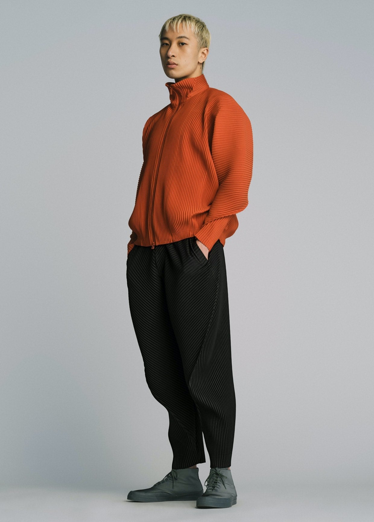 HOMME PLISSÉ ISSEY MIYAKE コレクション AUTUMN WINTER 2022/23 