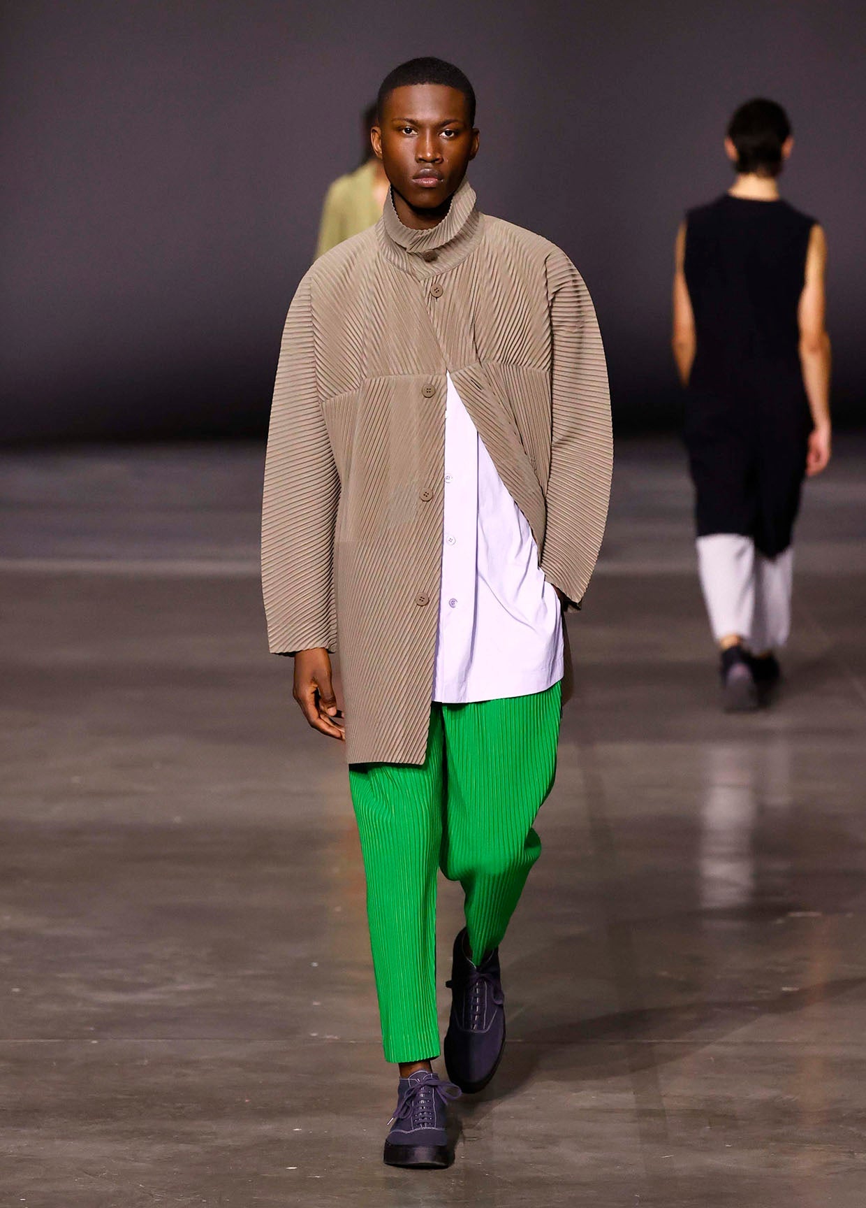 HOMME PLISSÉ ISSEY MIYAKE 2023年秋冬コレクション | パリ