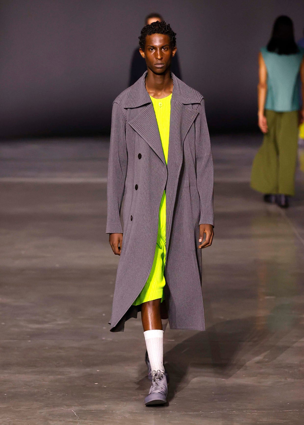 HOMME PLISSE ISSEY MIYAKE イッセイミヤケ　23AW HOMME PLISSÉ ISSEY MIYAKE コレクション AUTUMN WINTER 2023/24