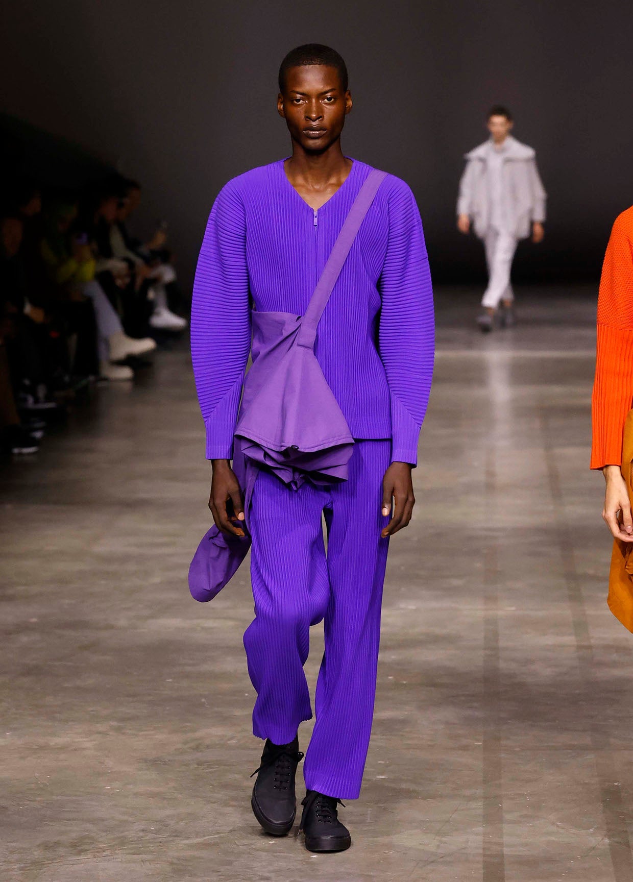 homme plisse issey miyake セットアップ 紫