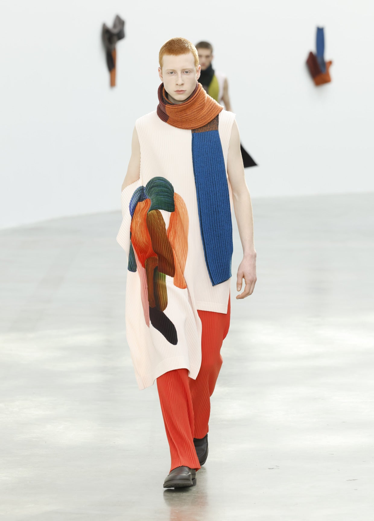 HOMME PLISSÉ ISSEY MIYAKE コレクション AUTUMN WINTER 2024/25 – isseymiyake.com