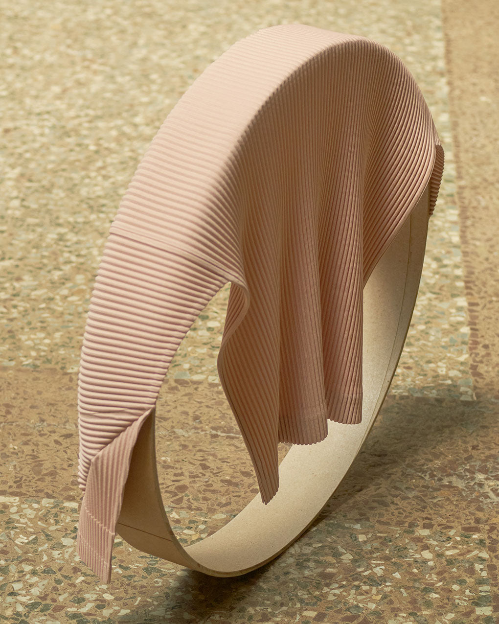 HOMME PLISSÉ ISSEY MIYAKE OPEN STUDIO SS26 EXHIBITION